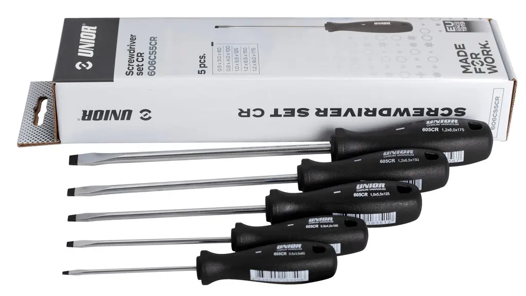 606CS5CR 5' Lİ SİYAH SAPLI DÜZ UÇLU TORNAVİDA SETİ