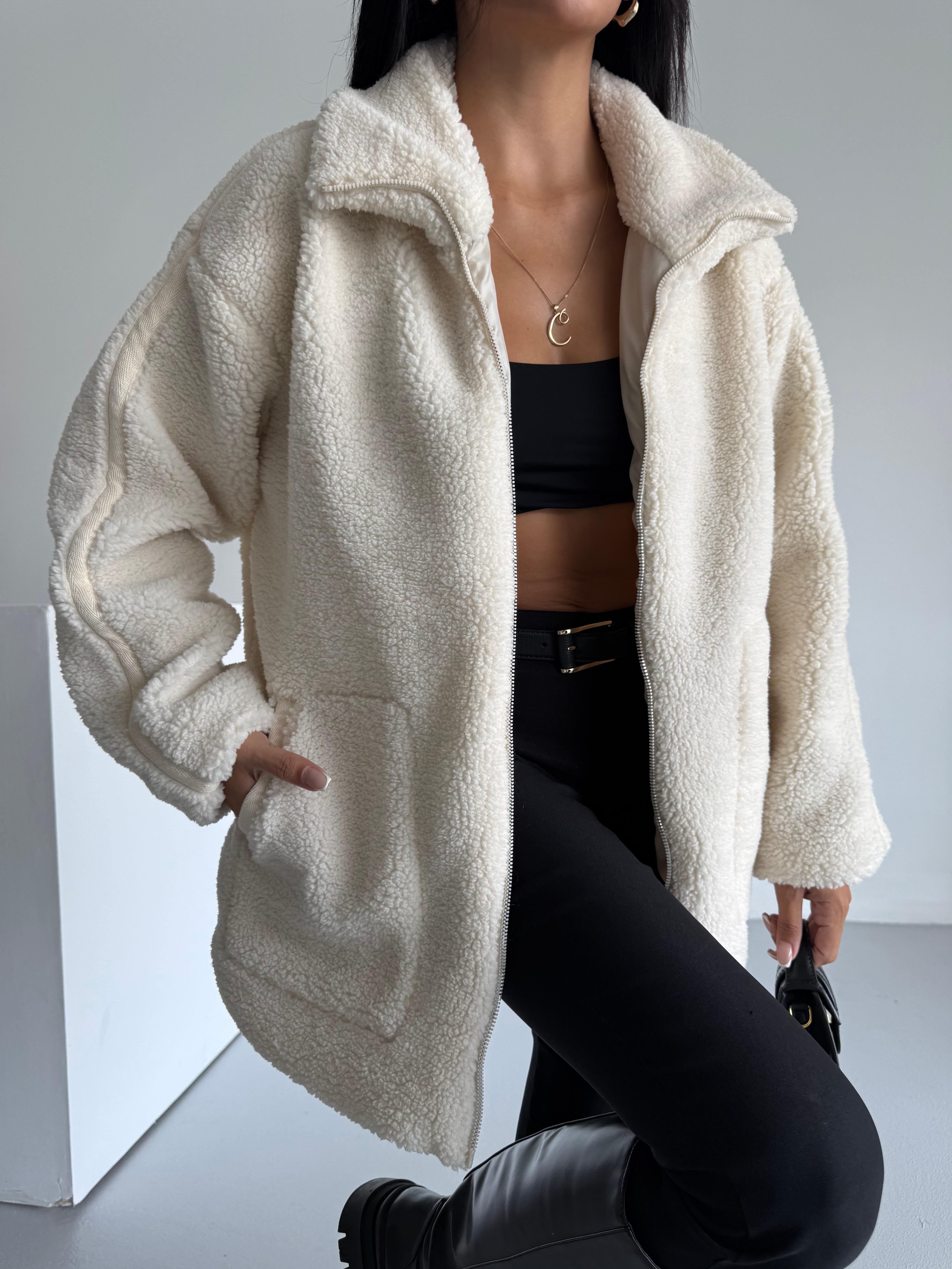 Oversize Peluş Ceket