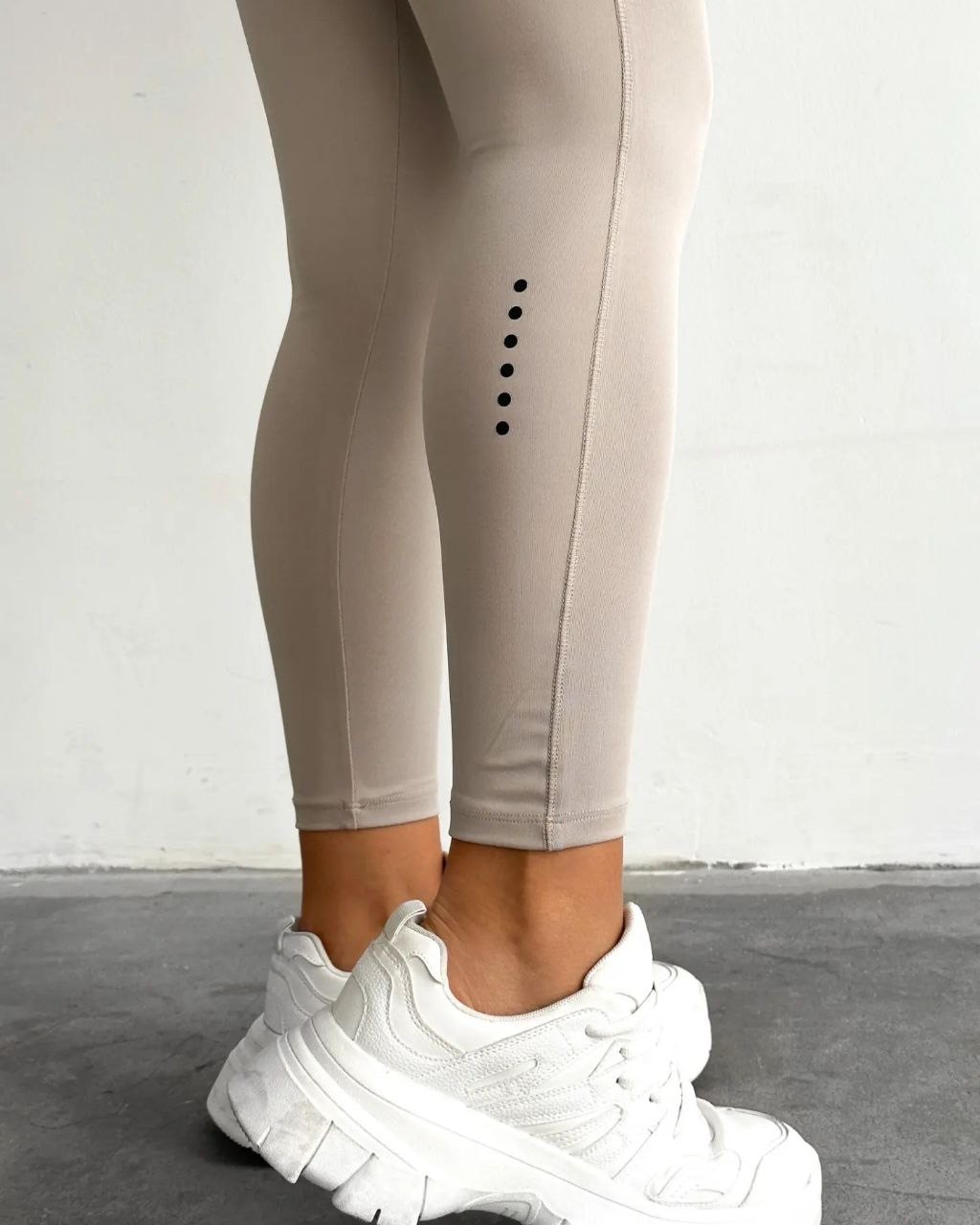 Fit Recovery High Waist Beige Tights