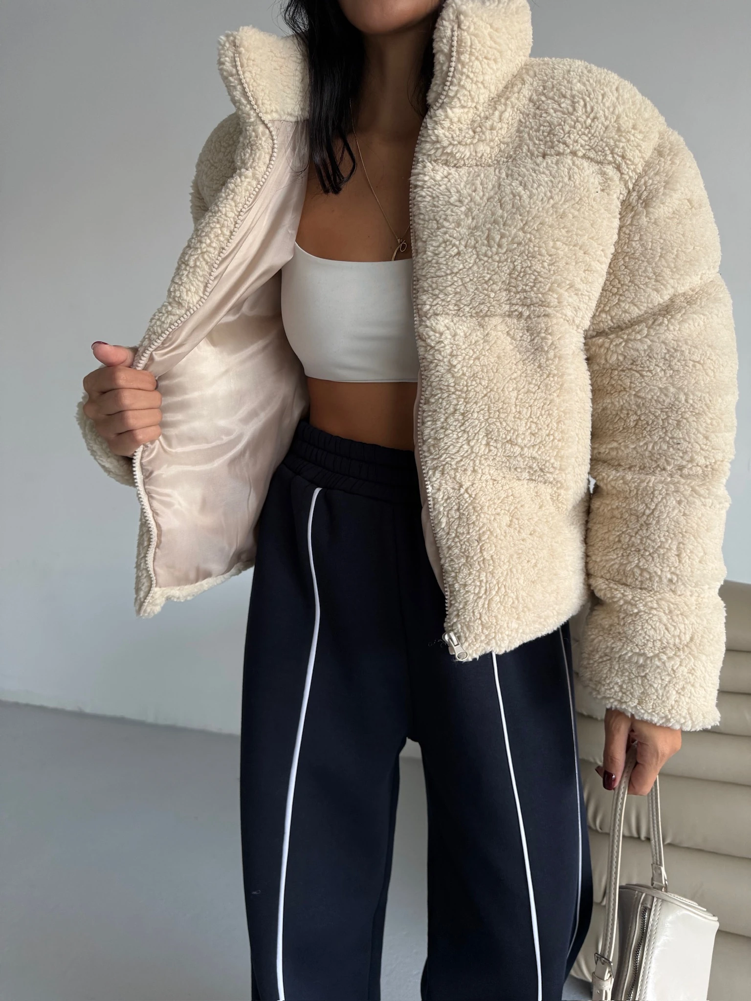 Astarlı Kuzu Şişme Mont