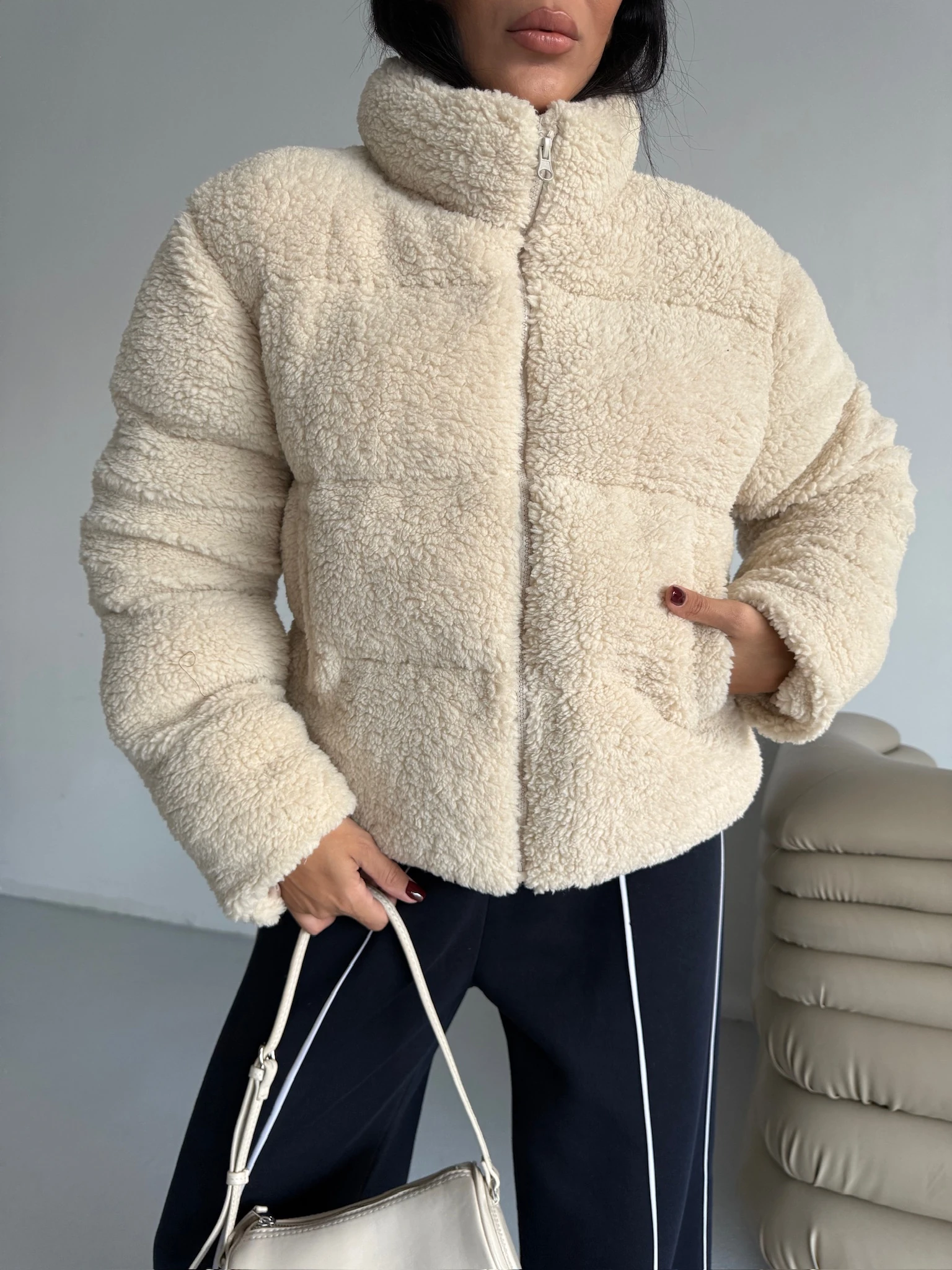 Astarlı Kuzu Şişme Mont