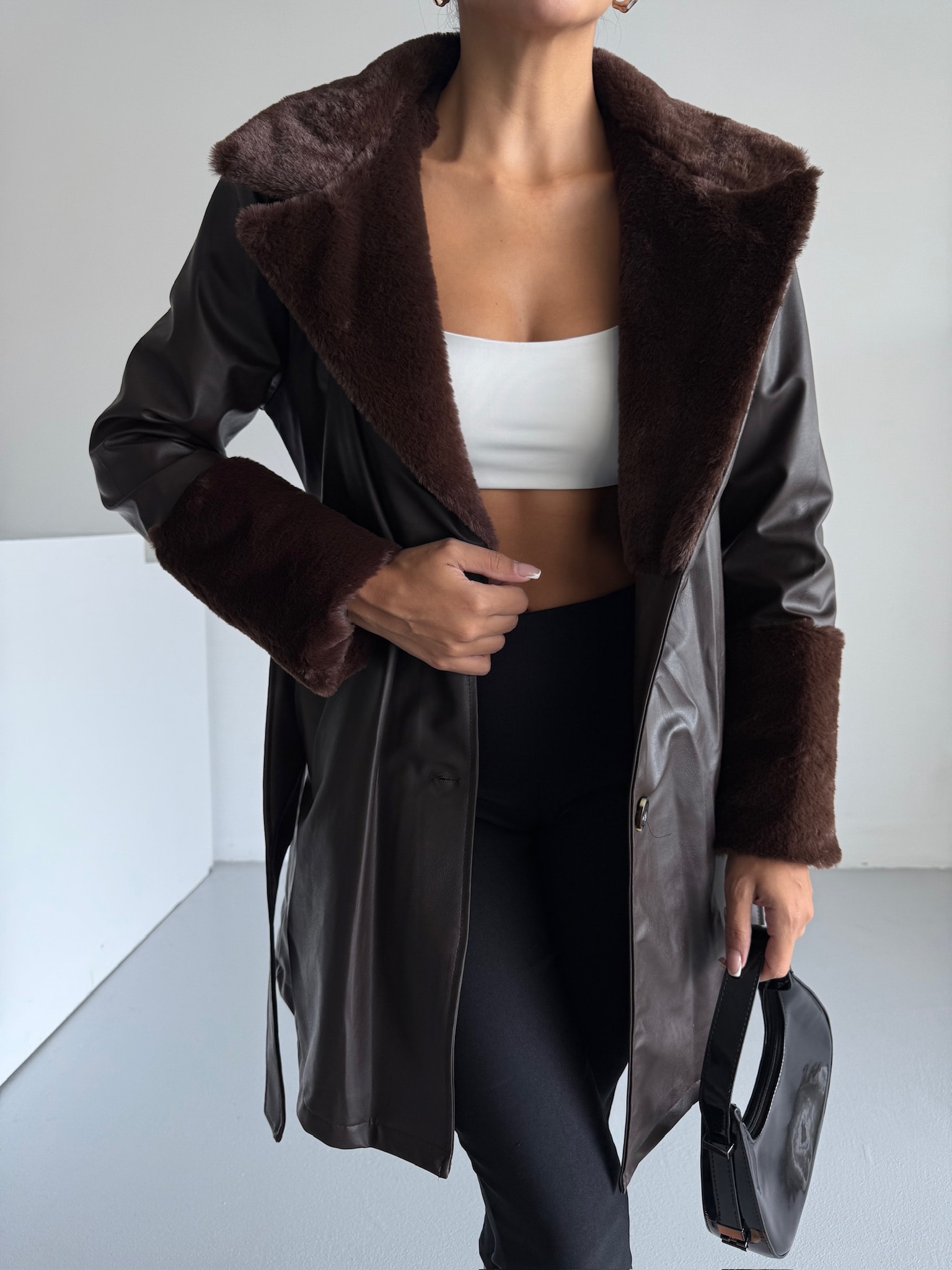 Kürk Detay Kemerli Deri Ceket