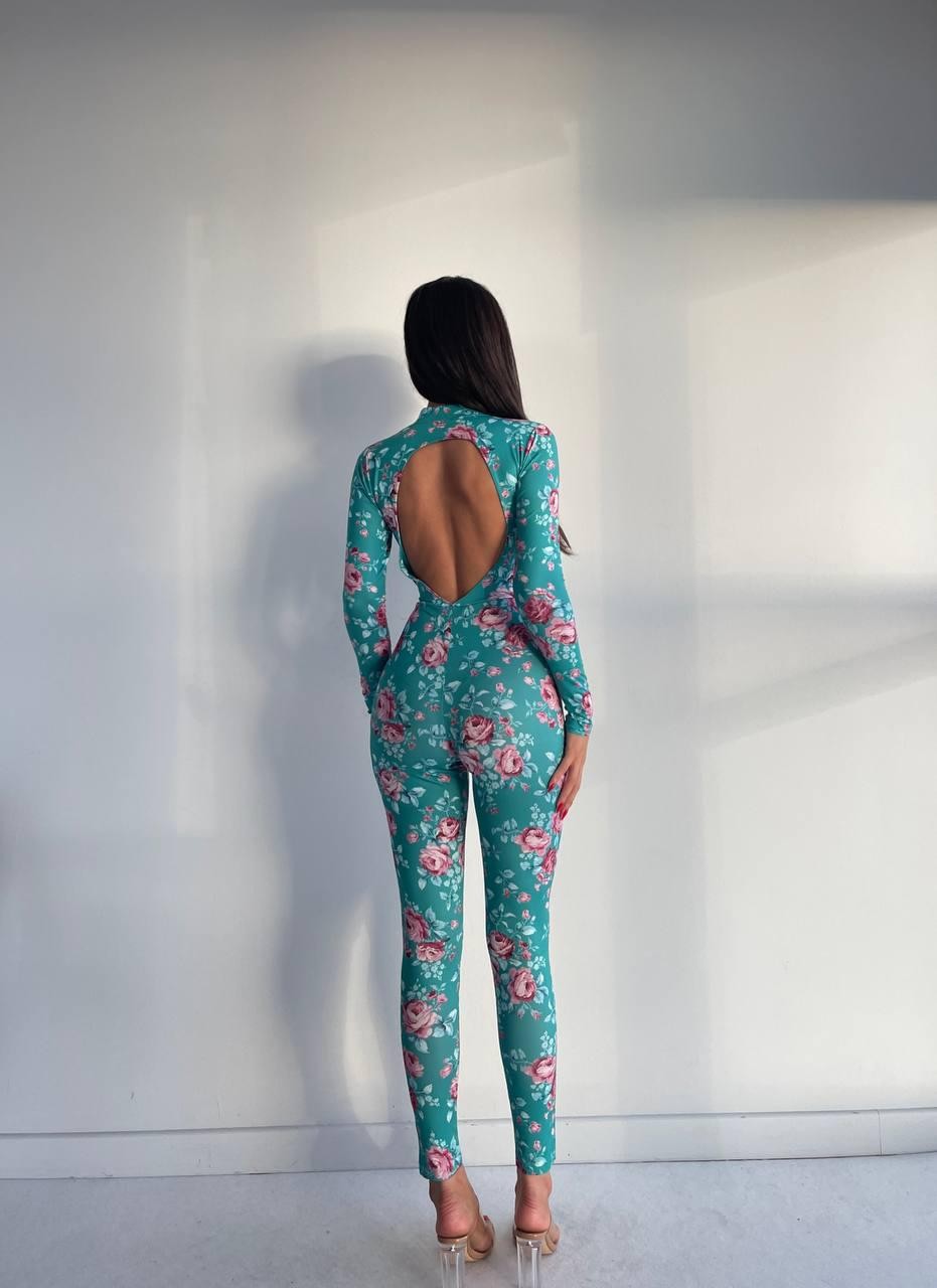 Back Low -Cut Zipper Jumpsuit