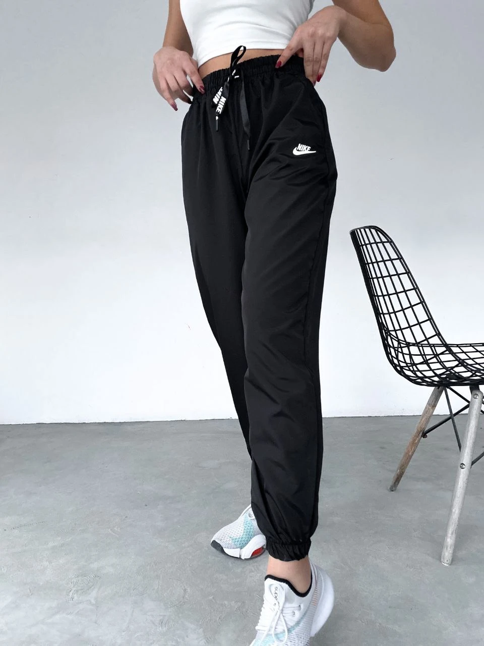 Logo Nakış Paraşüt Eşofman