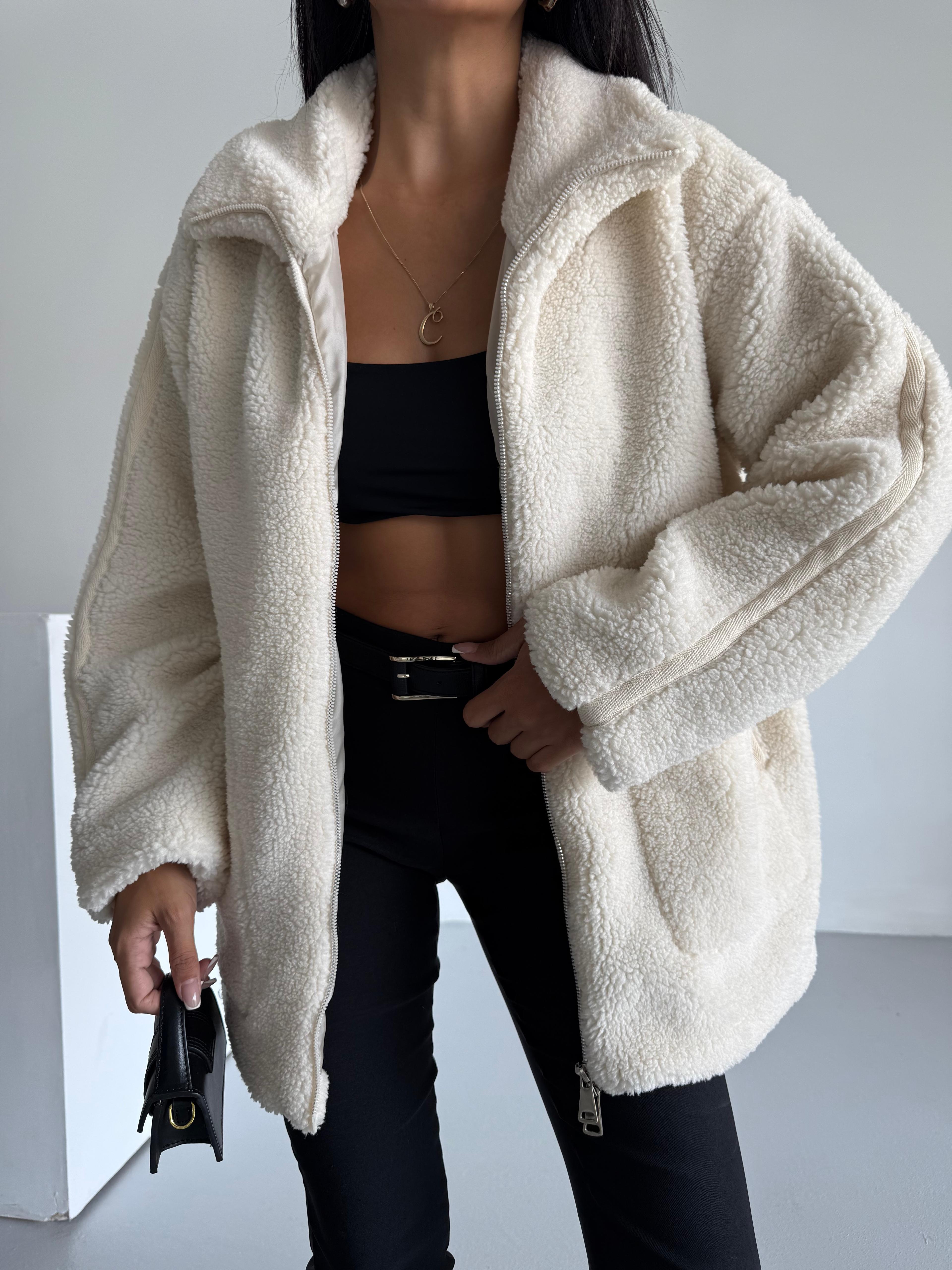Oversize Peluş Ceket