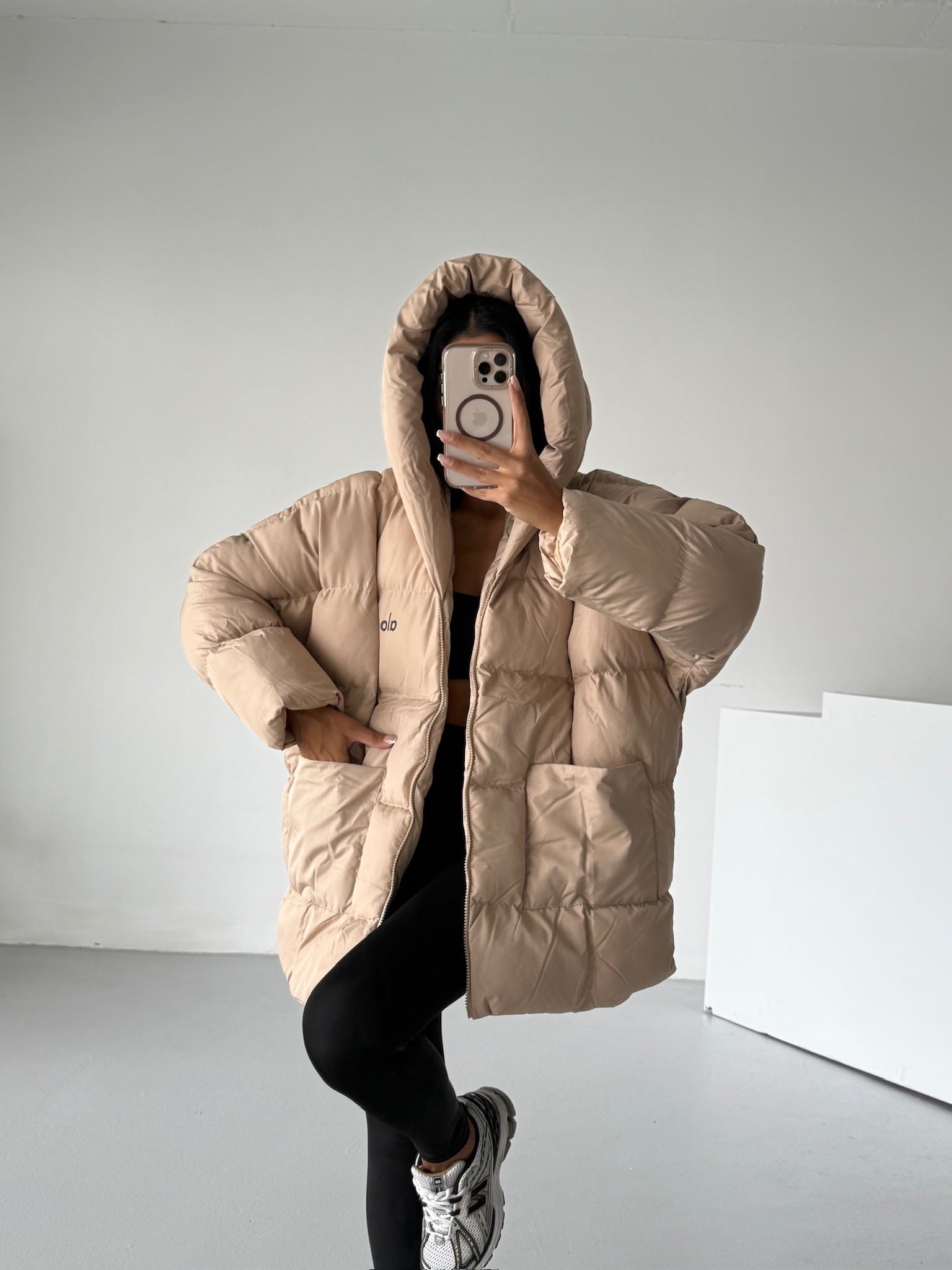 Alo Yarasa Oversize Mont
