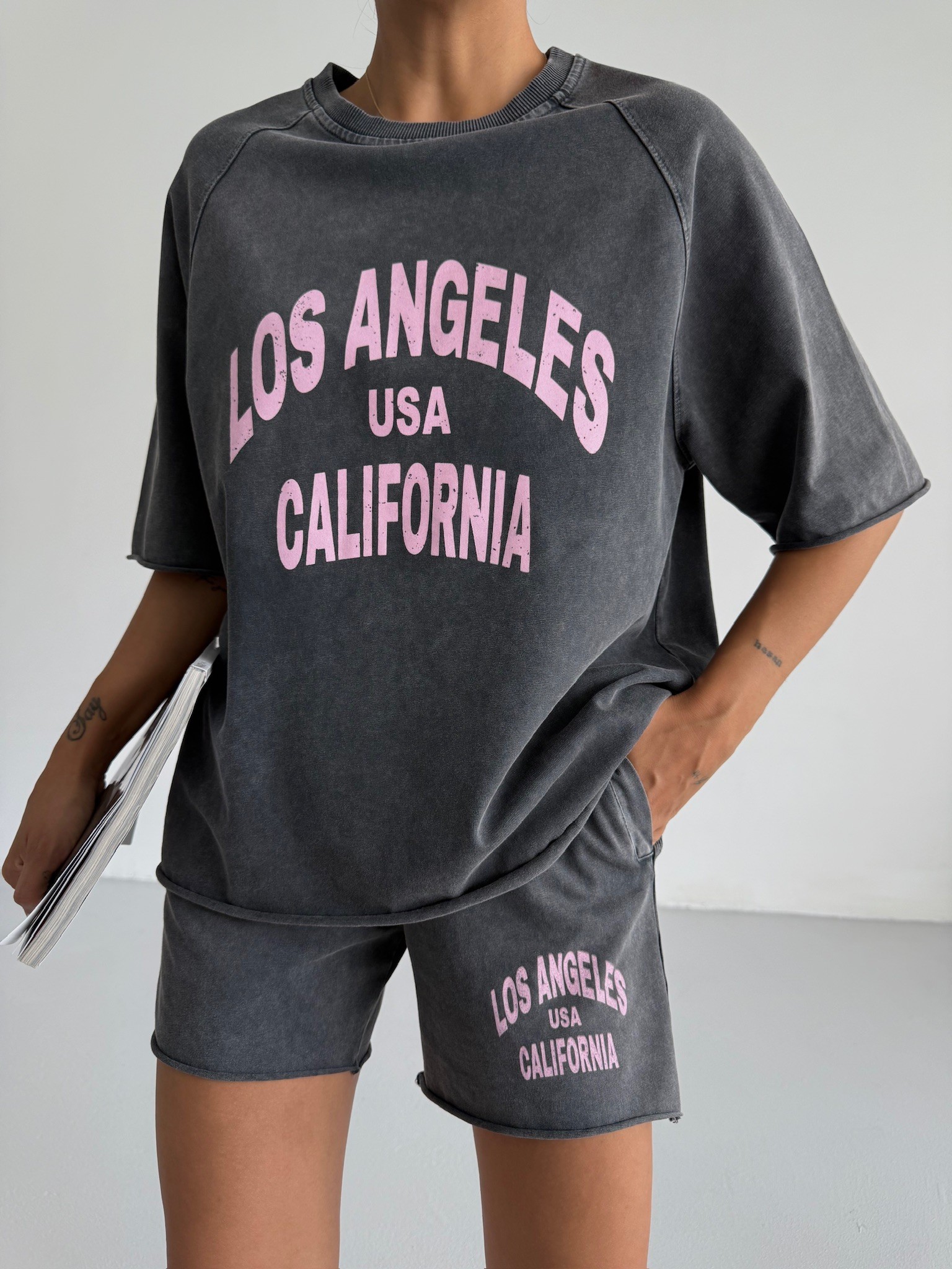 California Yıkamalı Şortlu Takım 