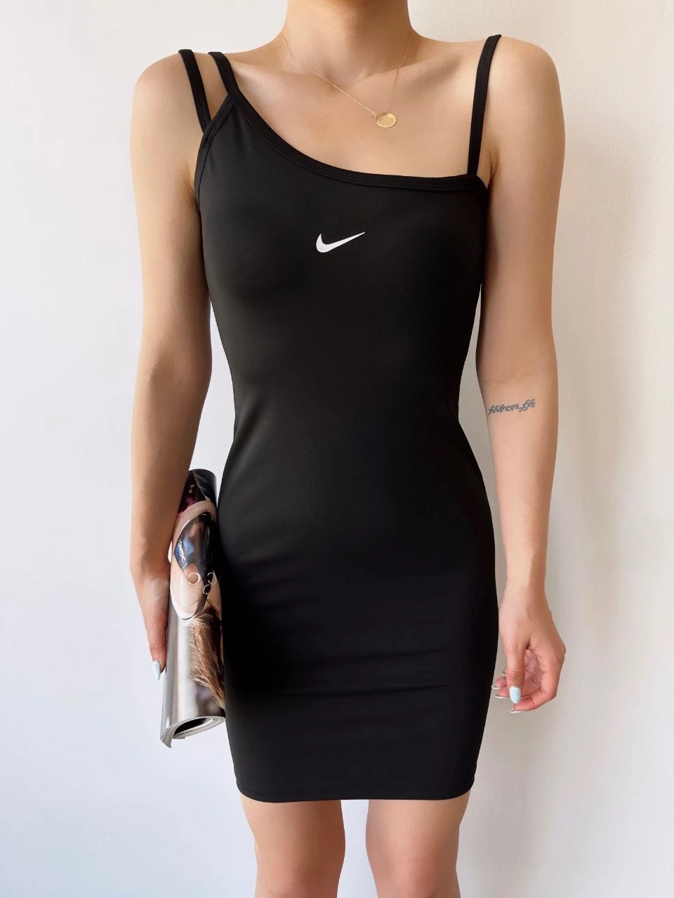 Askılı Niko Elbise