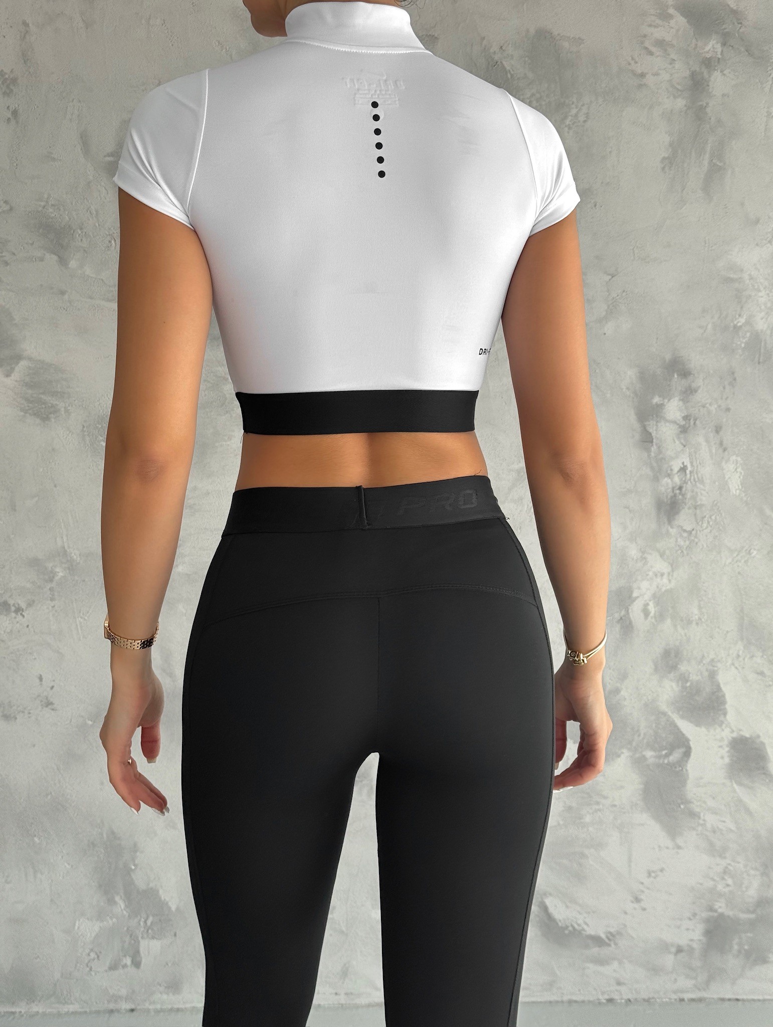 Dri-Fit Fermuarlı Crop