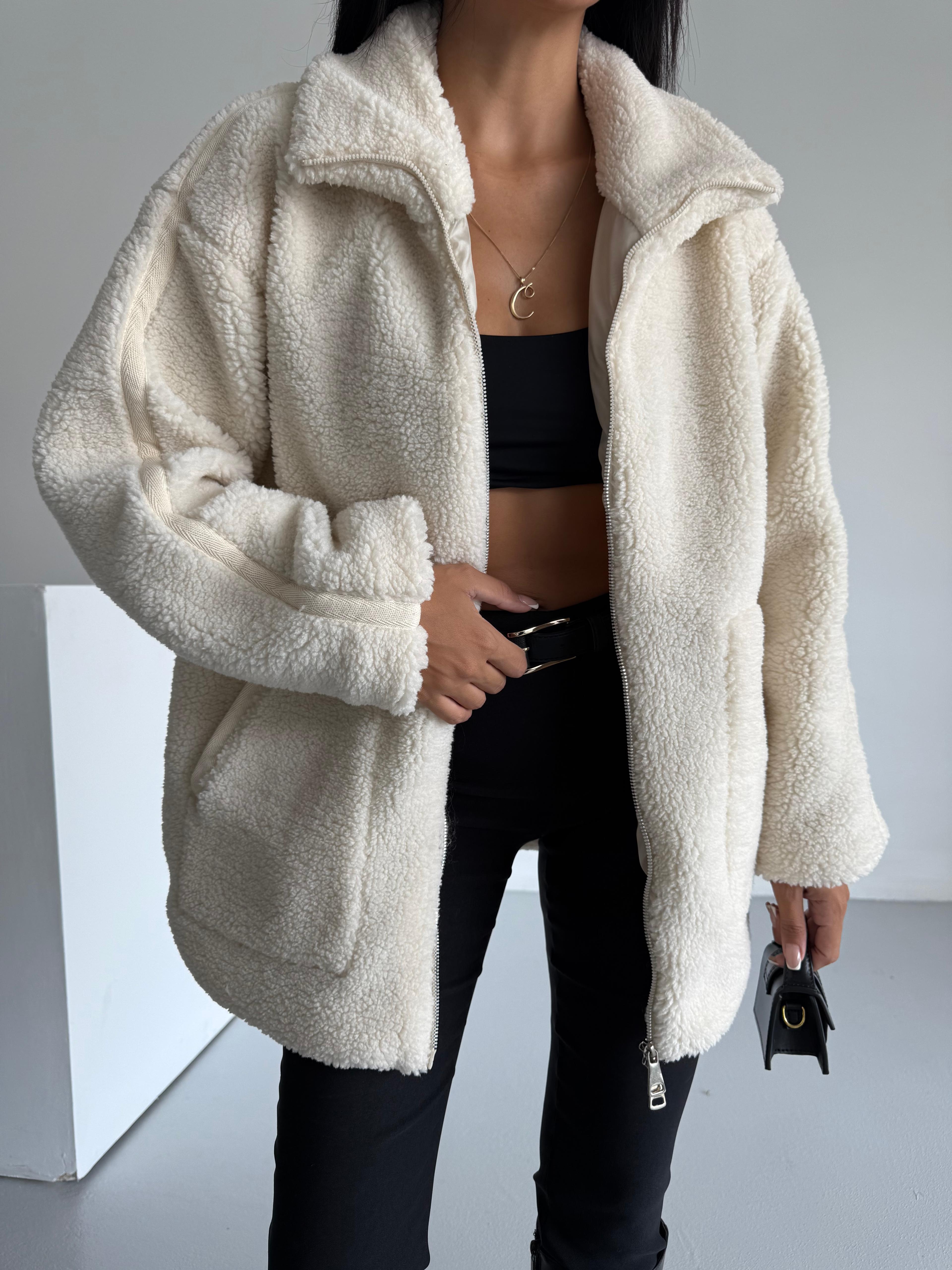 Oversize Peluş Ceket