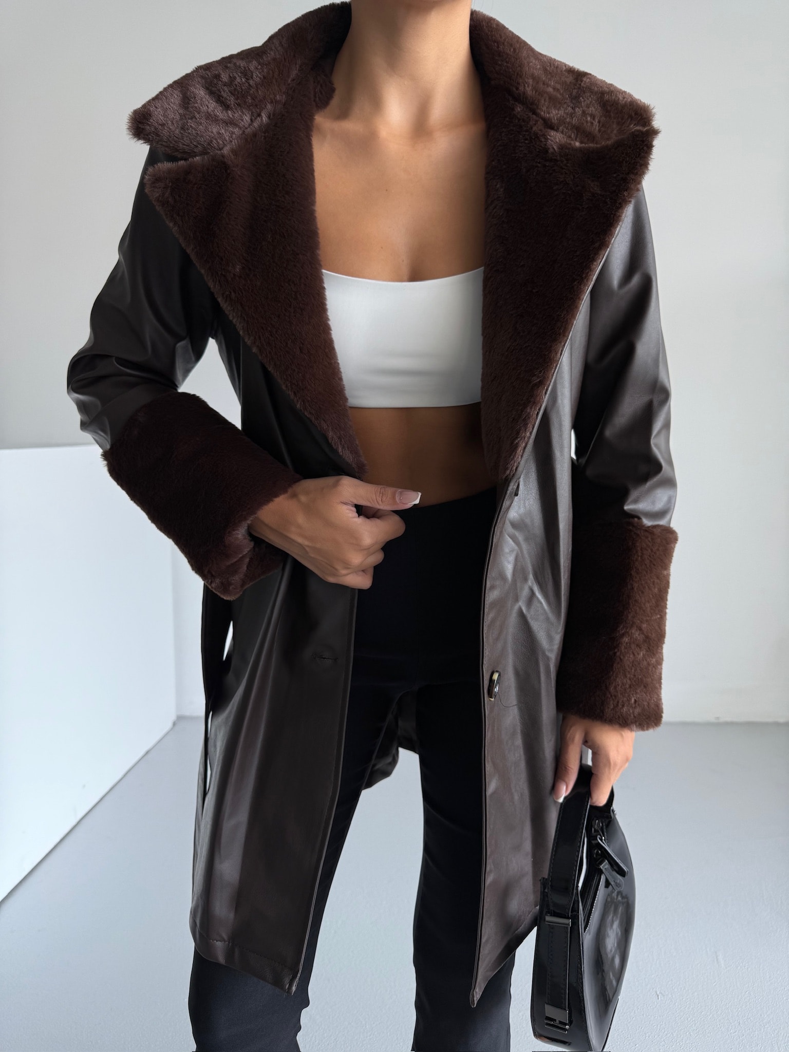 Kürk Detay Kemerli Deri Ceket