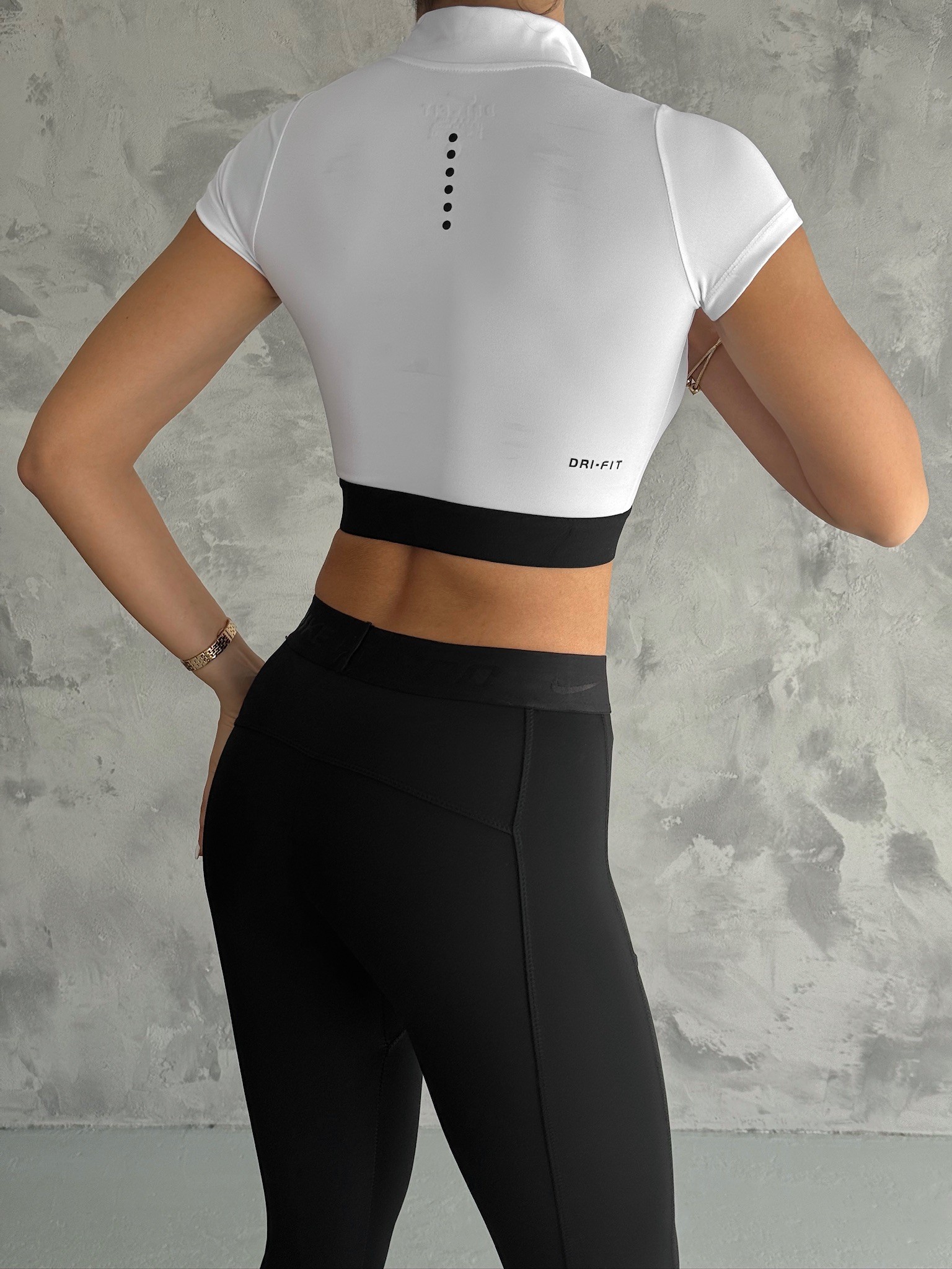 Dri-Fit Fermuarlı Crop