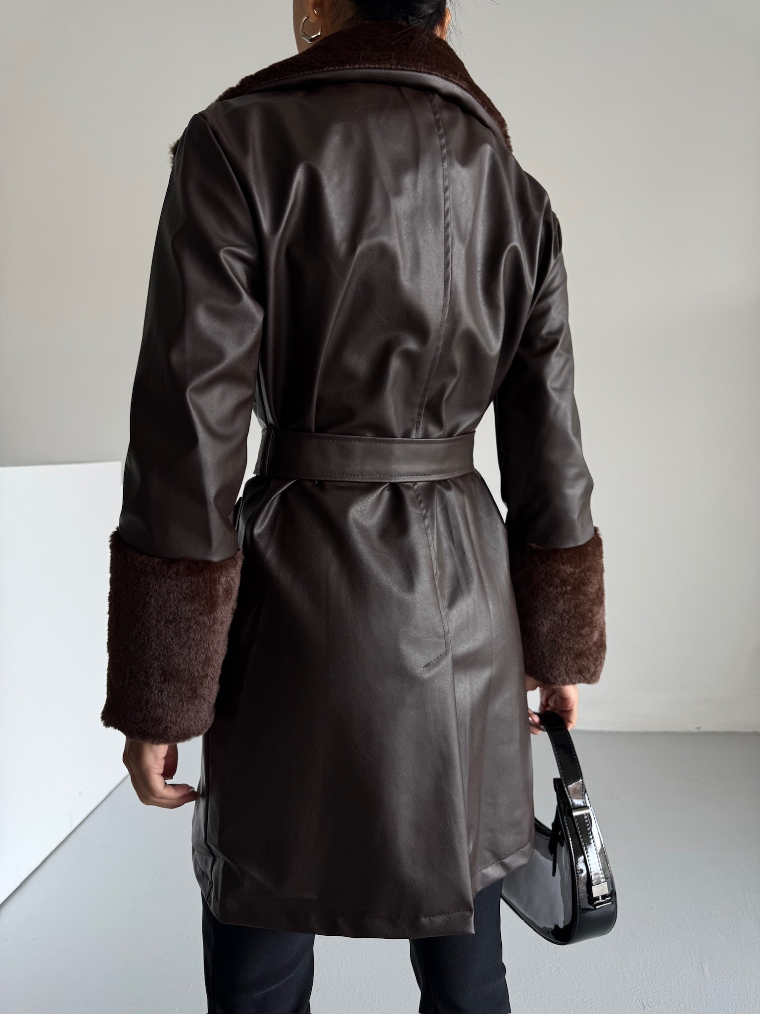 Kürk Detay Kemerli Deri Ceket