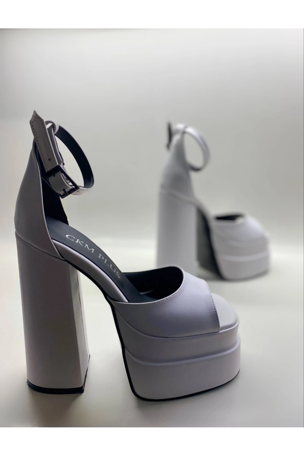 Altın Kum Sim Bilekten Bağlamalı Çift Platform Topuklu Sandalet