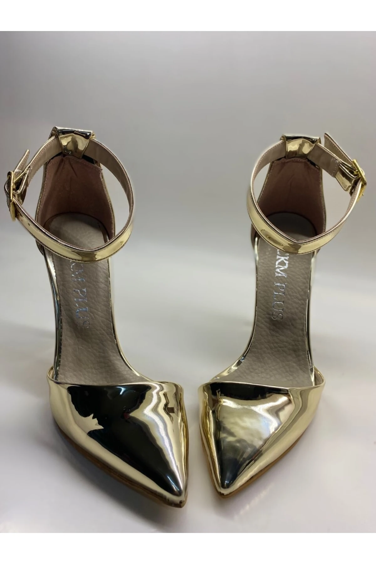 Altın Ayna Gold Mabeyn Kapalı Burun Topuklu Ayakkabı