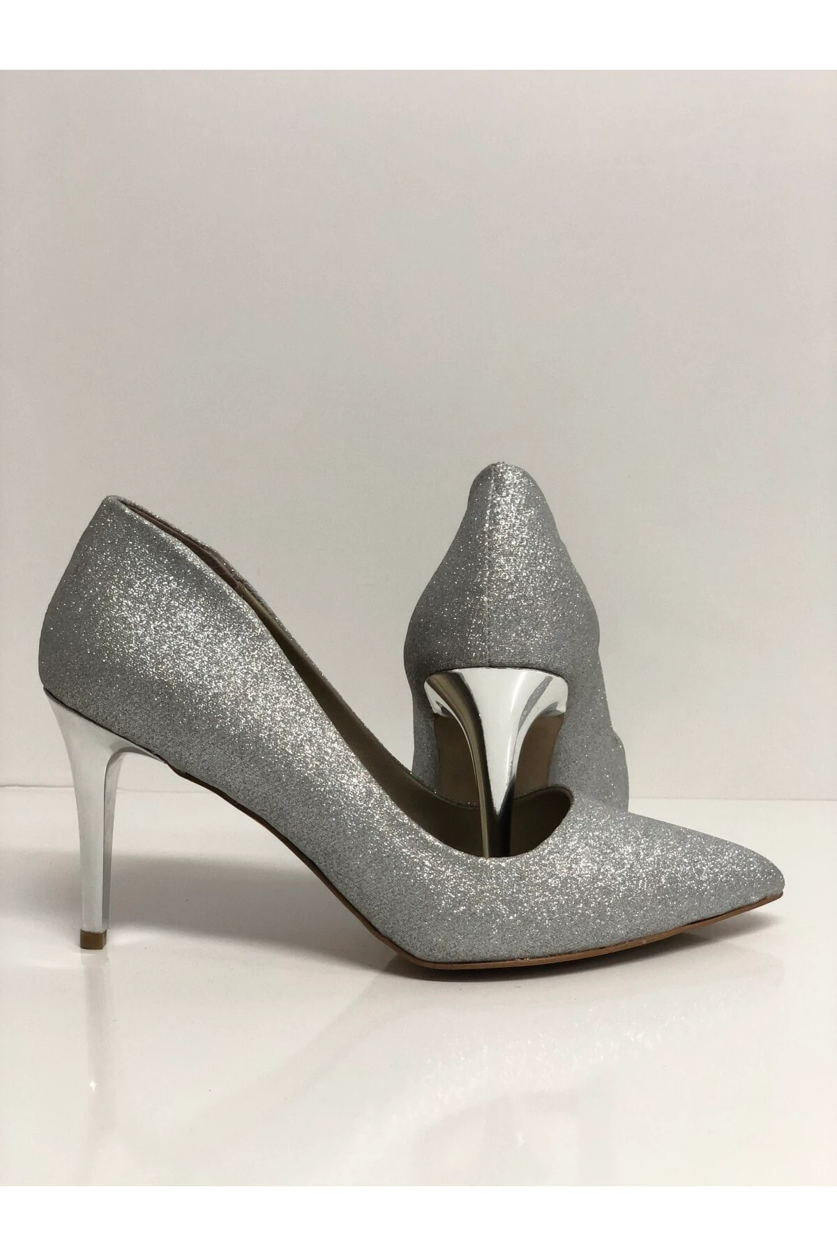 Kadın Gümüş Simli Stiletto Topuklu Ayakkabı