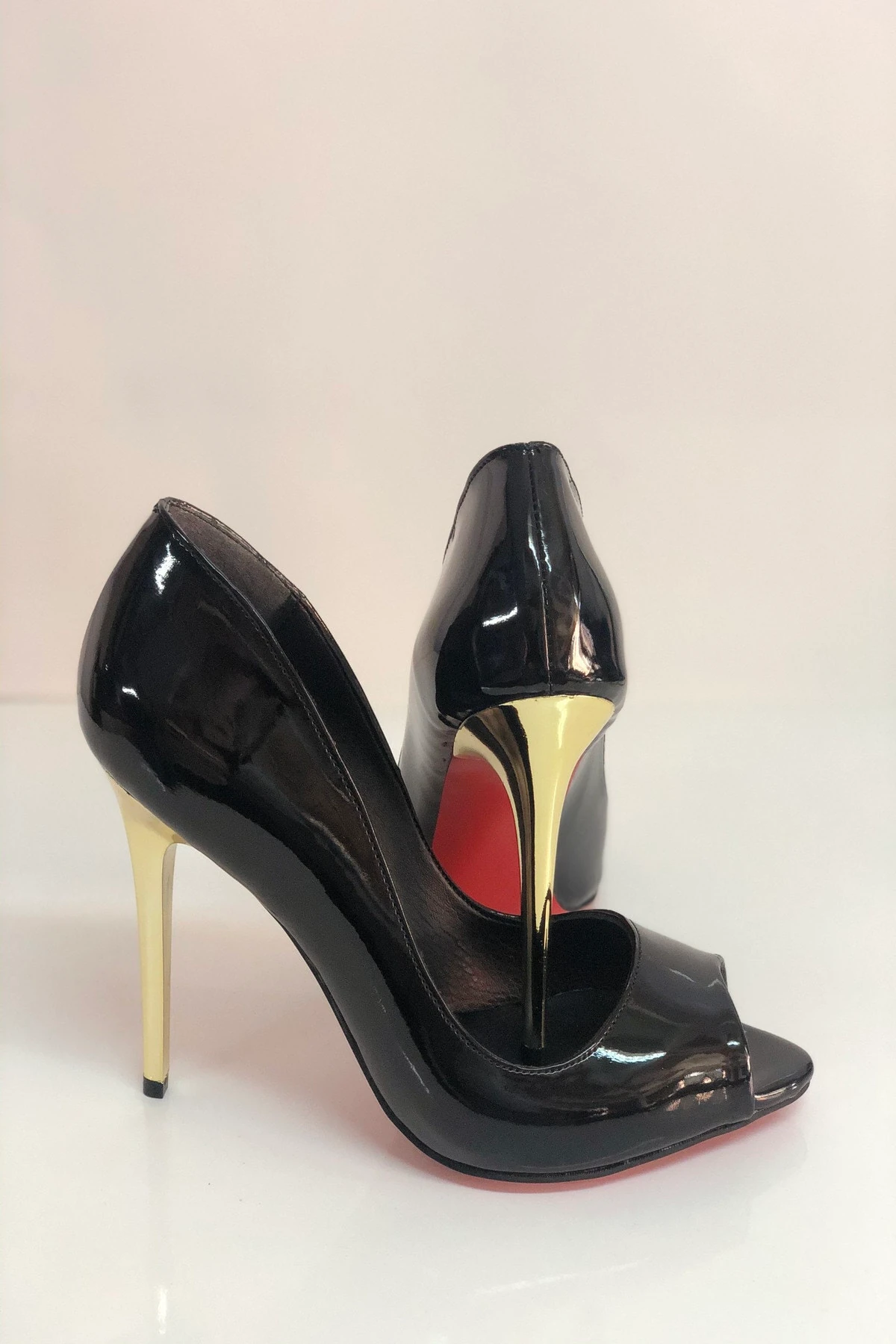 Siyah Stiletto Topuklu Ayakkabı