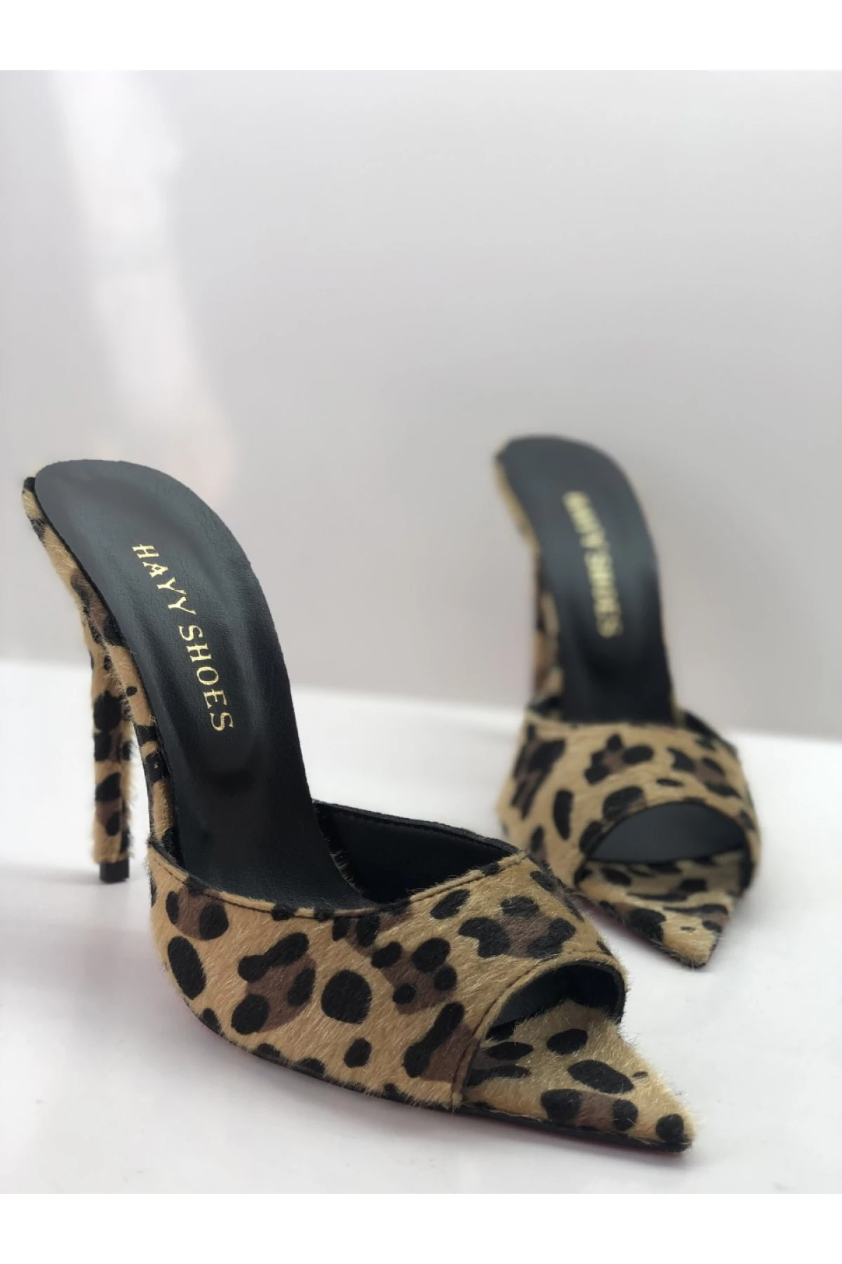 Nova Kaplama Topuk Hakiki Deri Astarlı Topuklu Terlik - Leopar