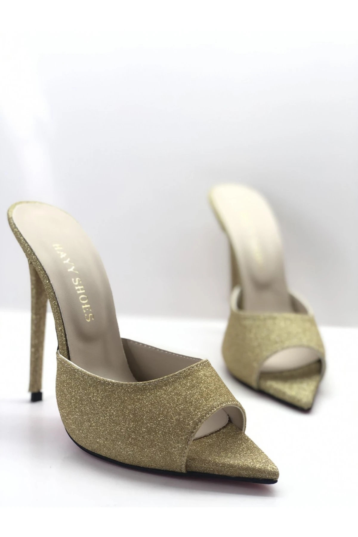 Hakiki Deri Astarlı Altın Cam Kırığı Topuklu Terlik