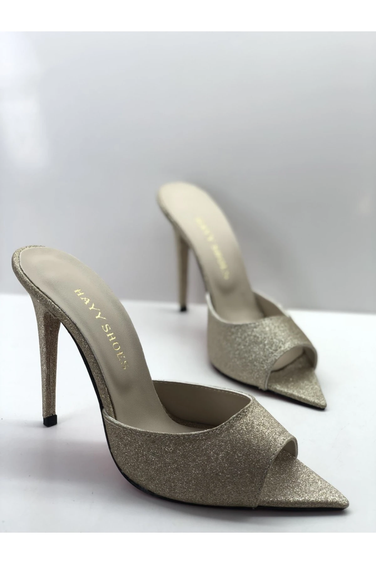 Hakiki Deri Astarlı Light Altın Kum-sim Topuklu Terlik