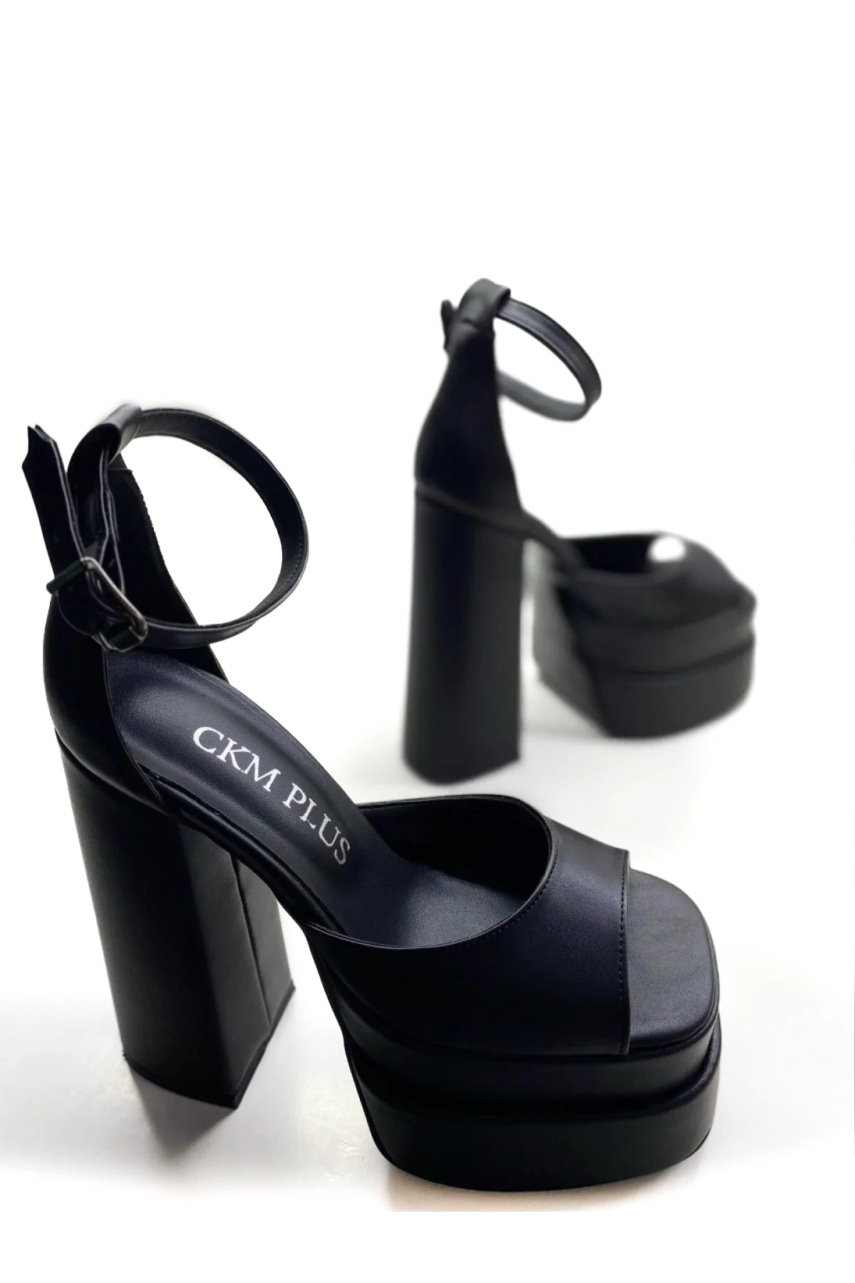 Solistra Bilekten Bağlamalı Çift Platformlu Topuklu Sandalet