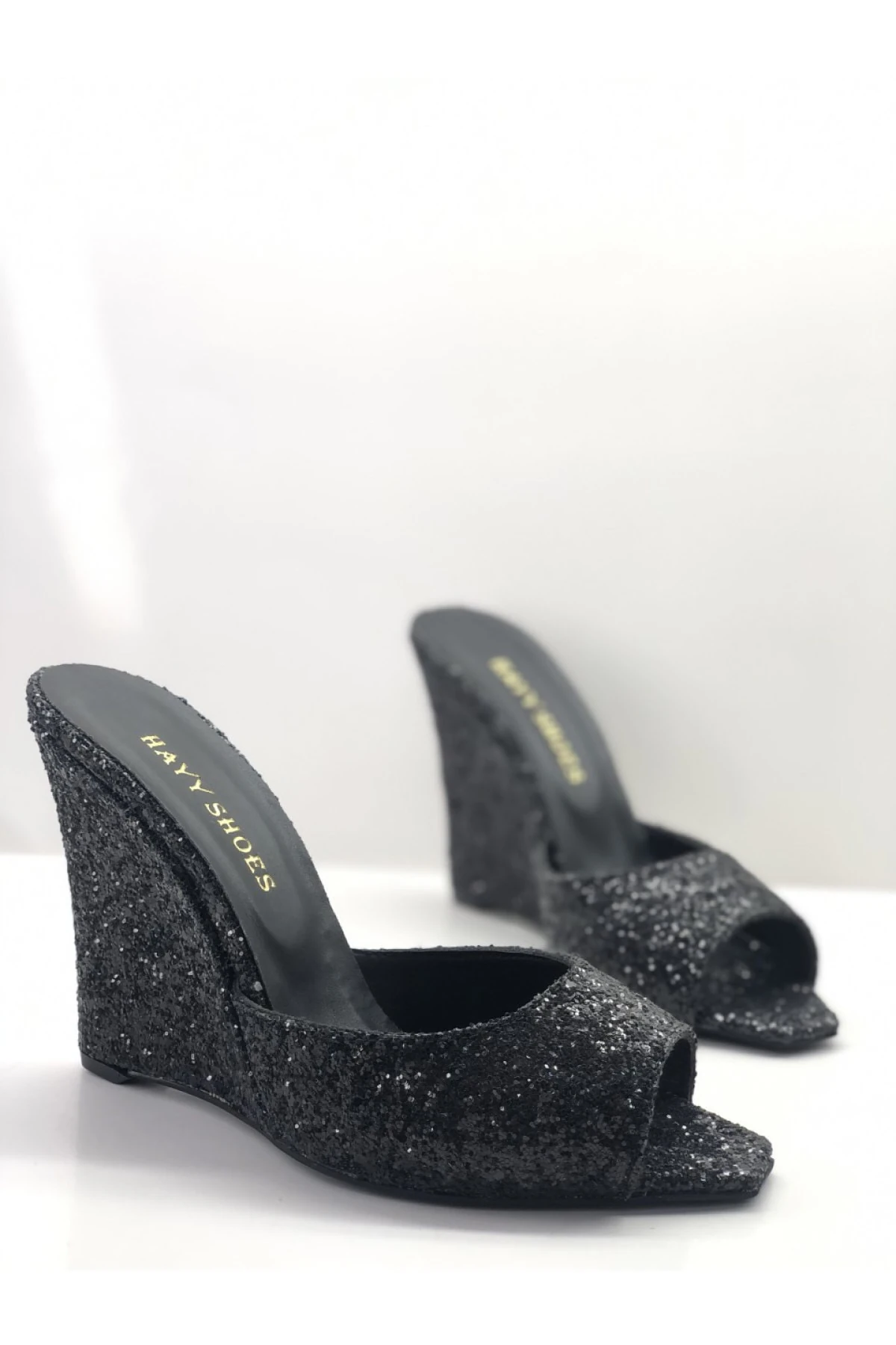 Feta Kadın Topuklu Ayakkabı - Siyah Cam Kırıgı