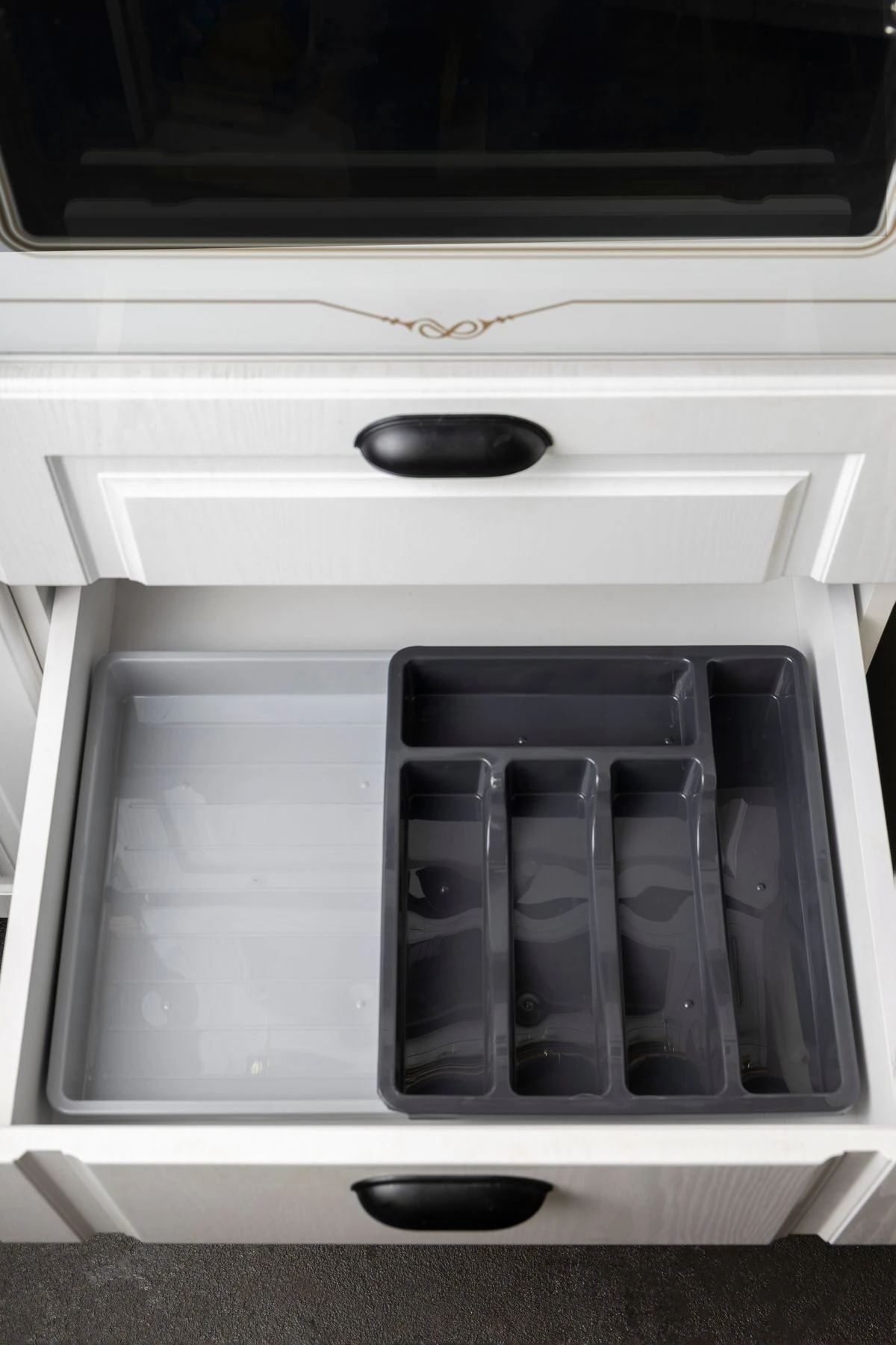 Pratik Çekmece İçi Kayar Kaşıklık