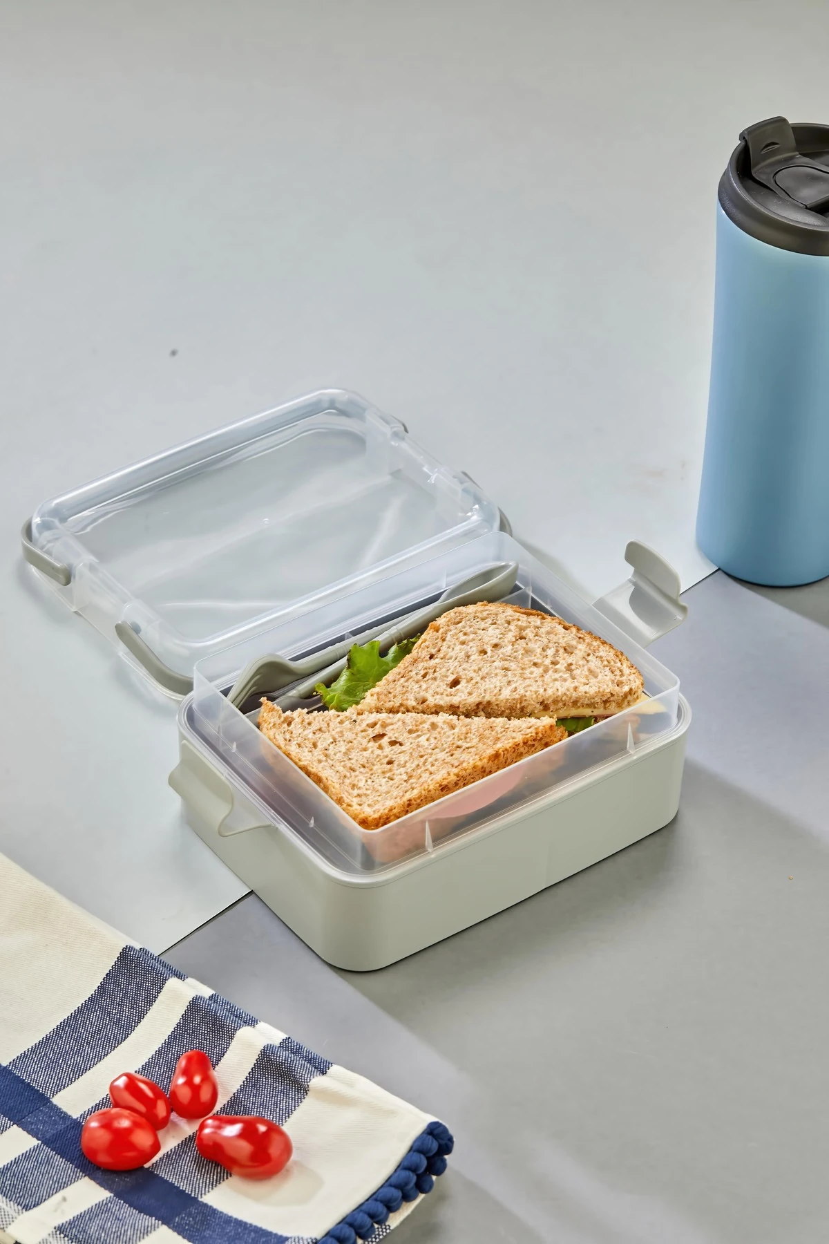 Beslenme Kutusu Açık Mavi