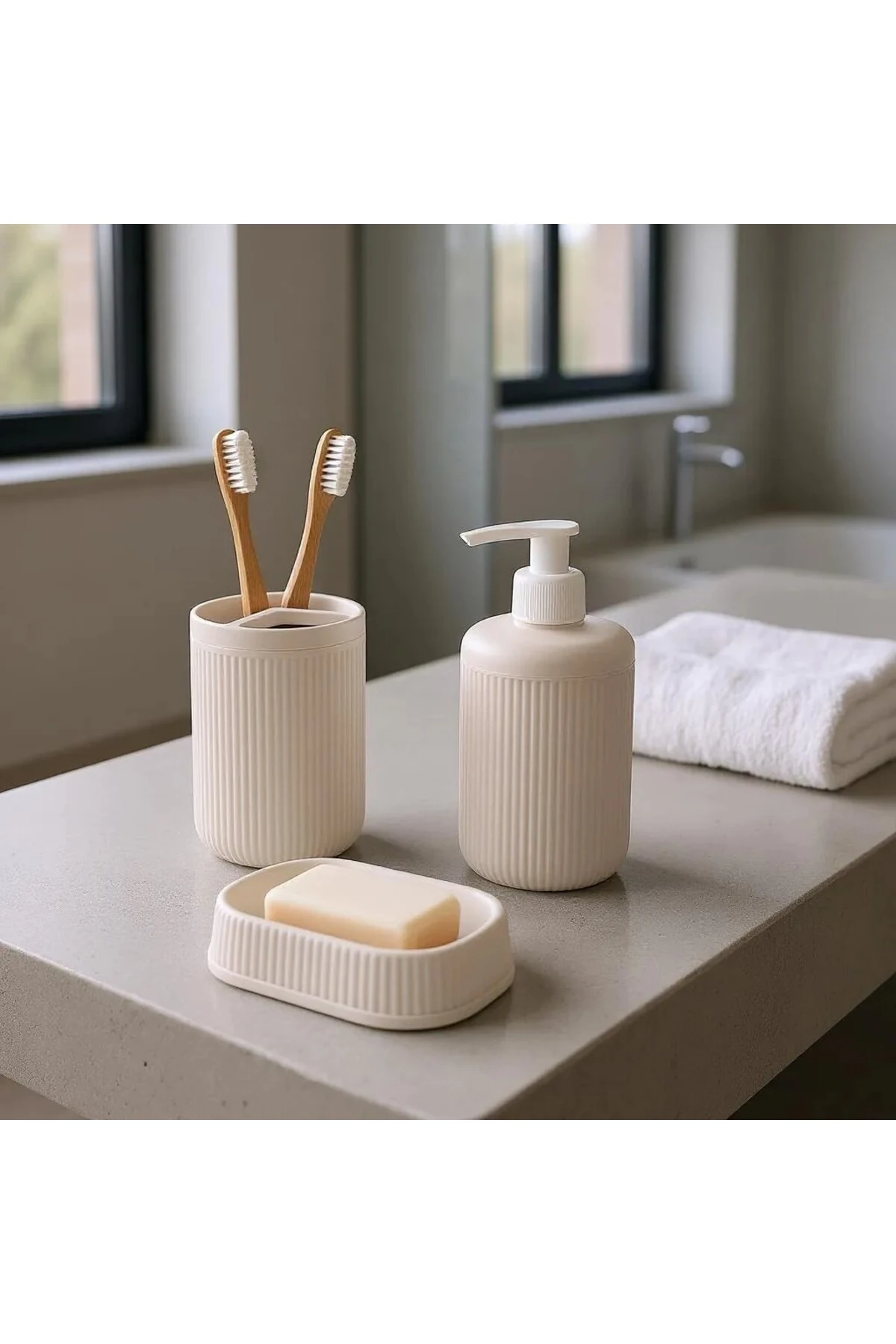 3LÜ BANYO SETİ KREM