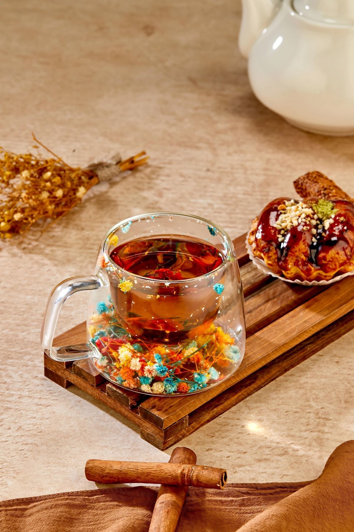 Çiçek Motifli Çift Camlı Isıya Dayanıklı Cam Bardak – Kulplu - TEKLİ