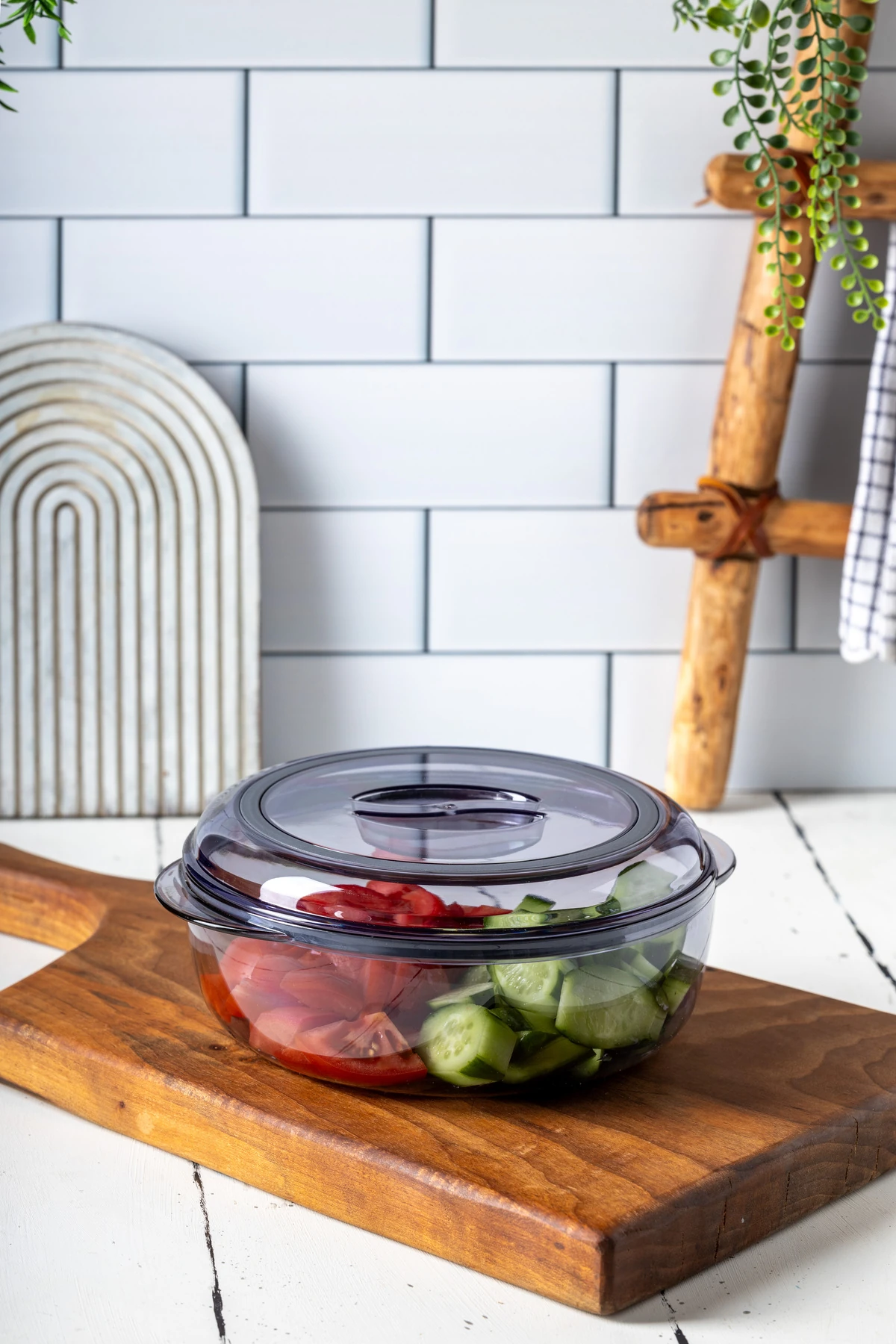 KAPAKLI YUVARLAK SAKLAMA KABI 1,75 LT