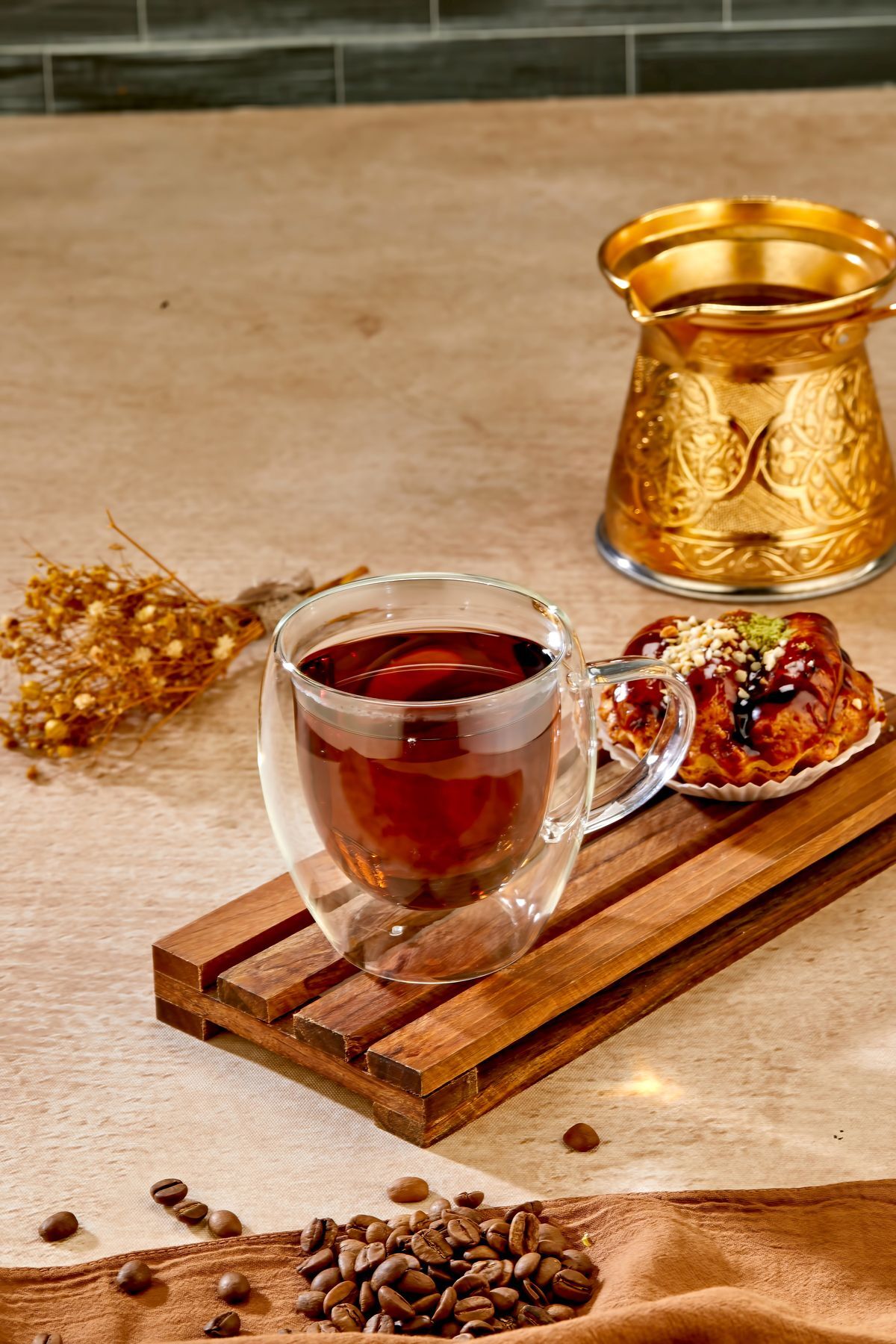 Çift Cidarlı Isıya Dayanıklı Cam Bardak – Kulplu - TEKLİ