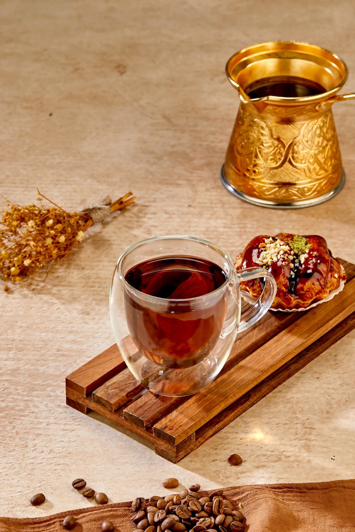 Çift Cidarlı Isıya Dayanıklı Cam Bardak – Kulplu - TEKLİ