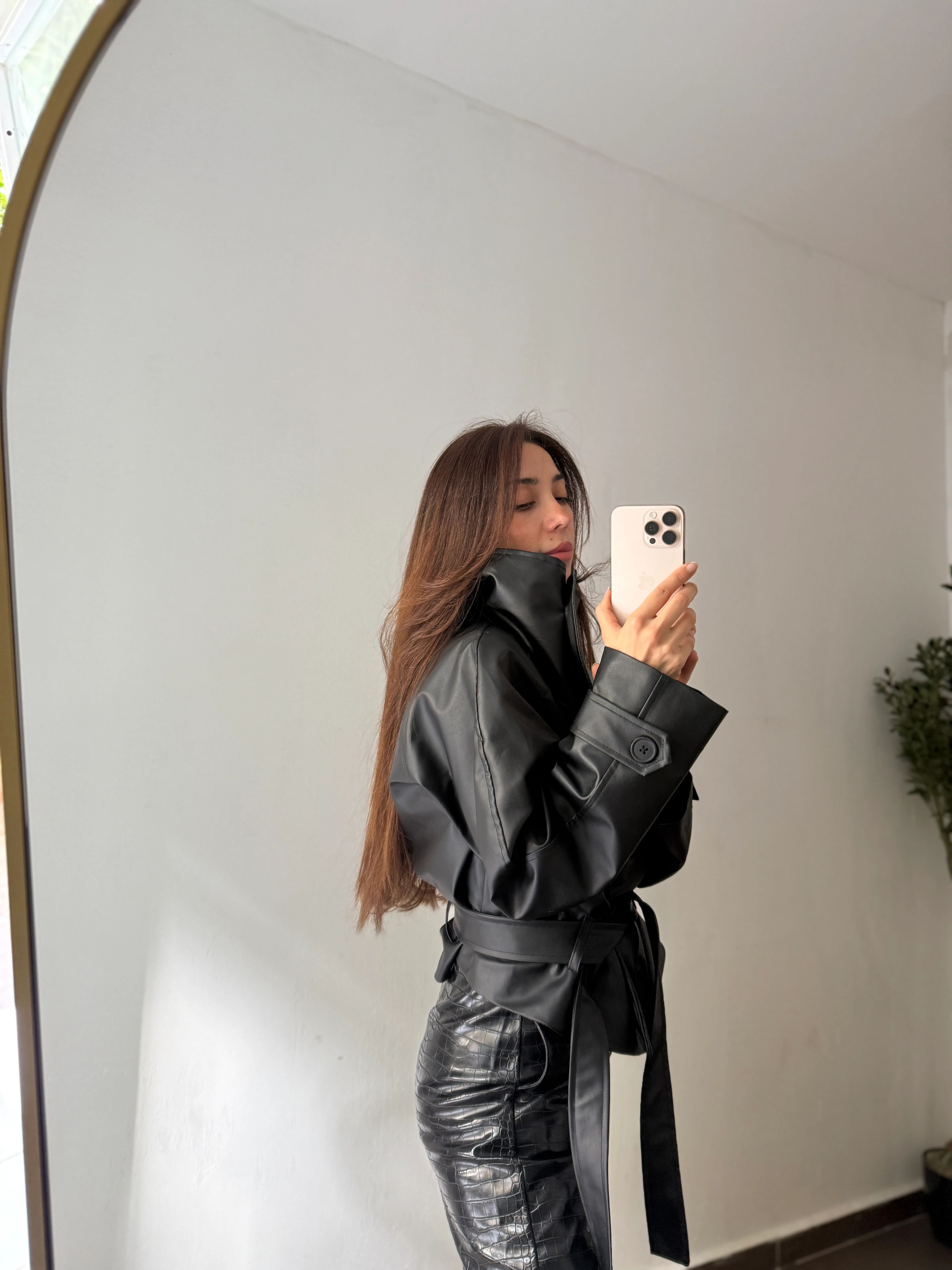 DİK YAKA DERİ KEMERLİ SYH