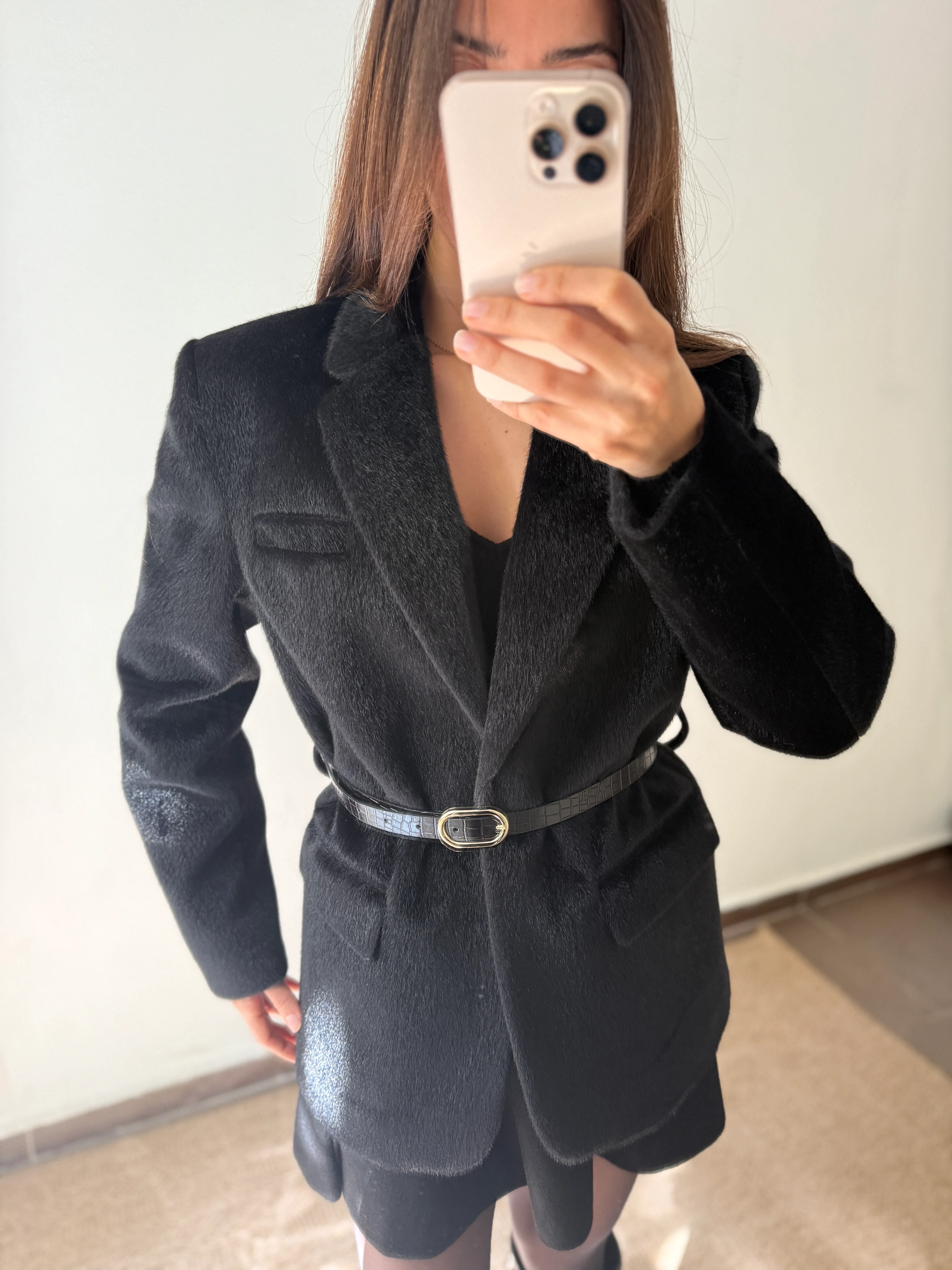 KEMER DETAYLI PELUŞLU BLAZER CEKET