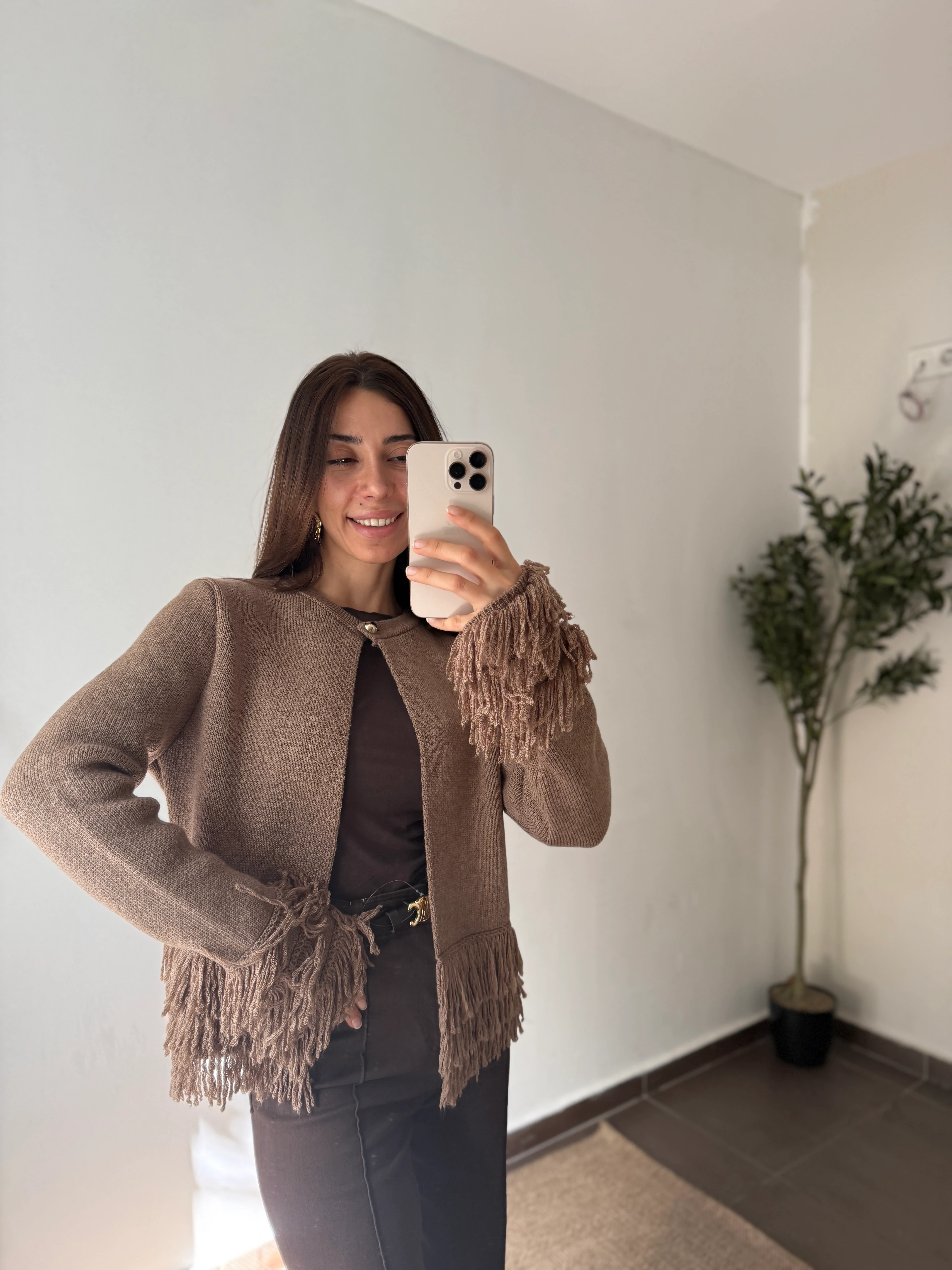 PÜSKÜL DETAY PREMİUM HIRKA