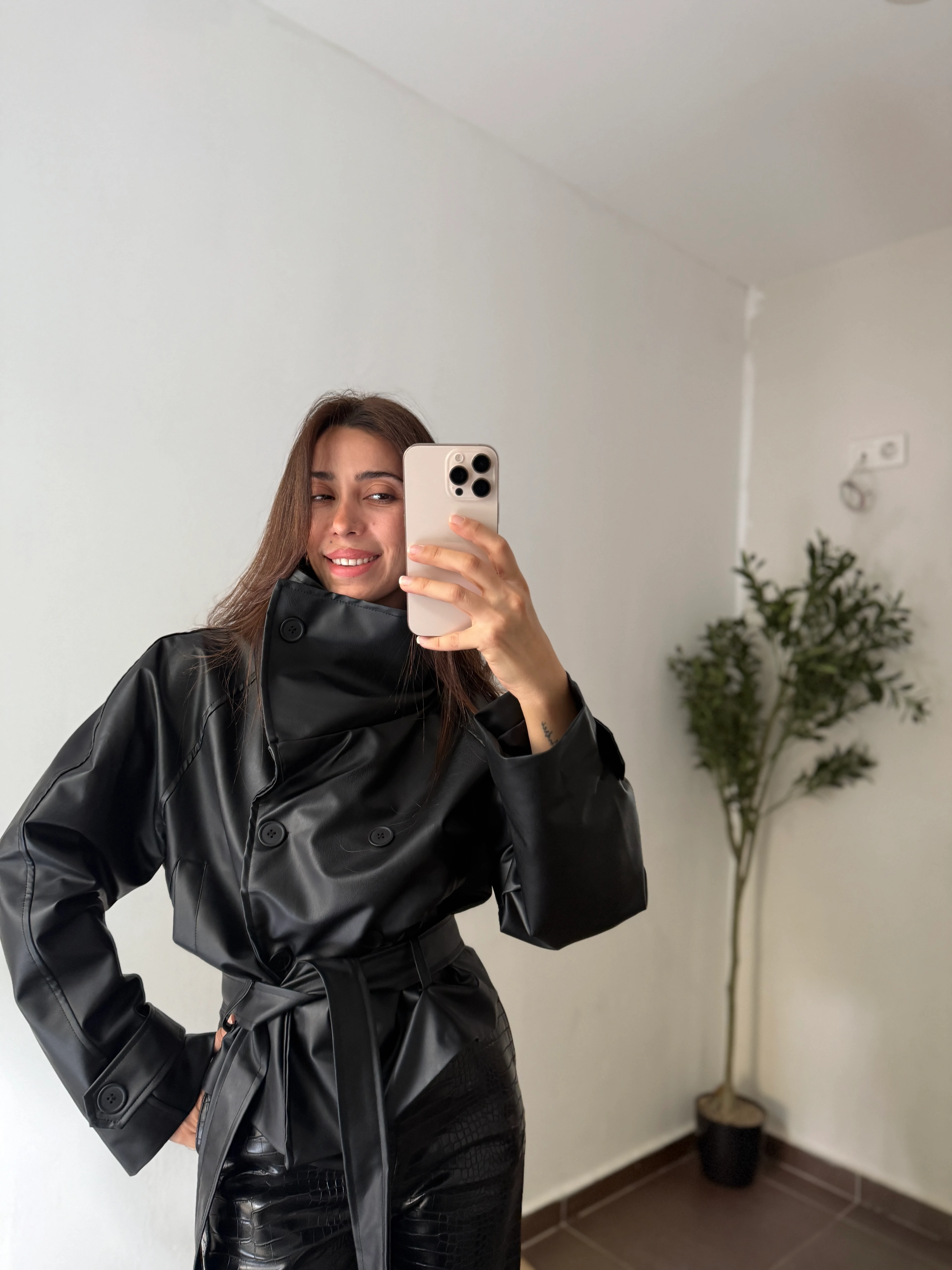 DİK YAKA DERİ KEMERLİ SYH