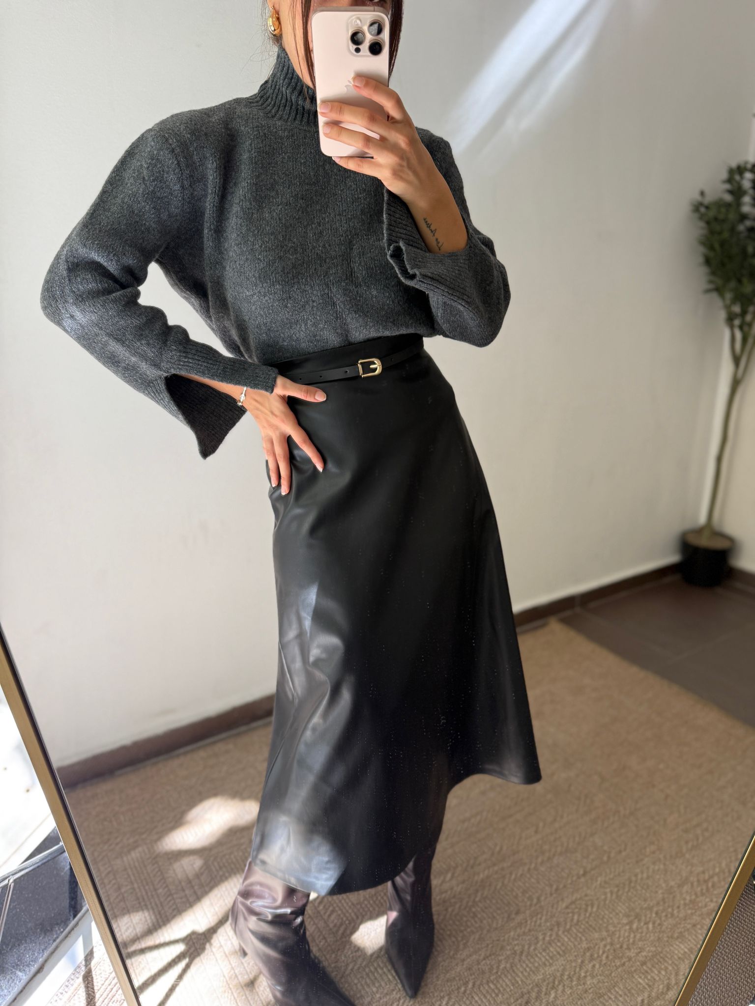 KEMERLİ DERİ MİDİ BOY ETEK  - Siyah