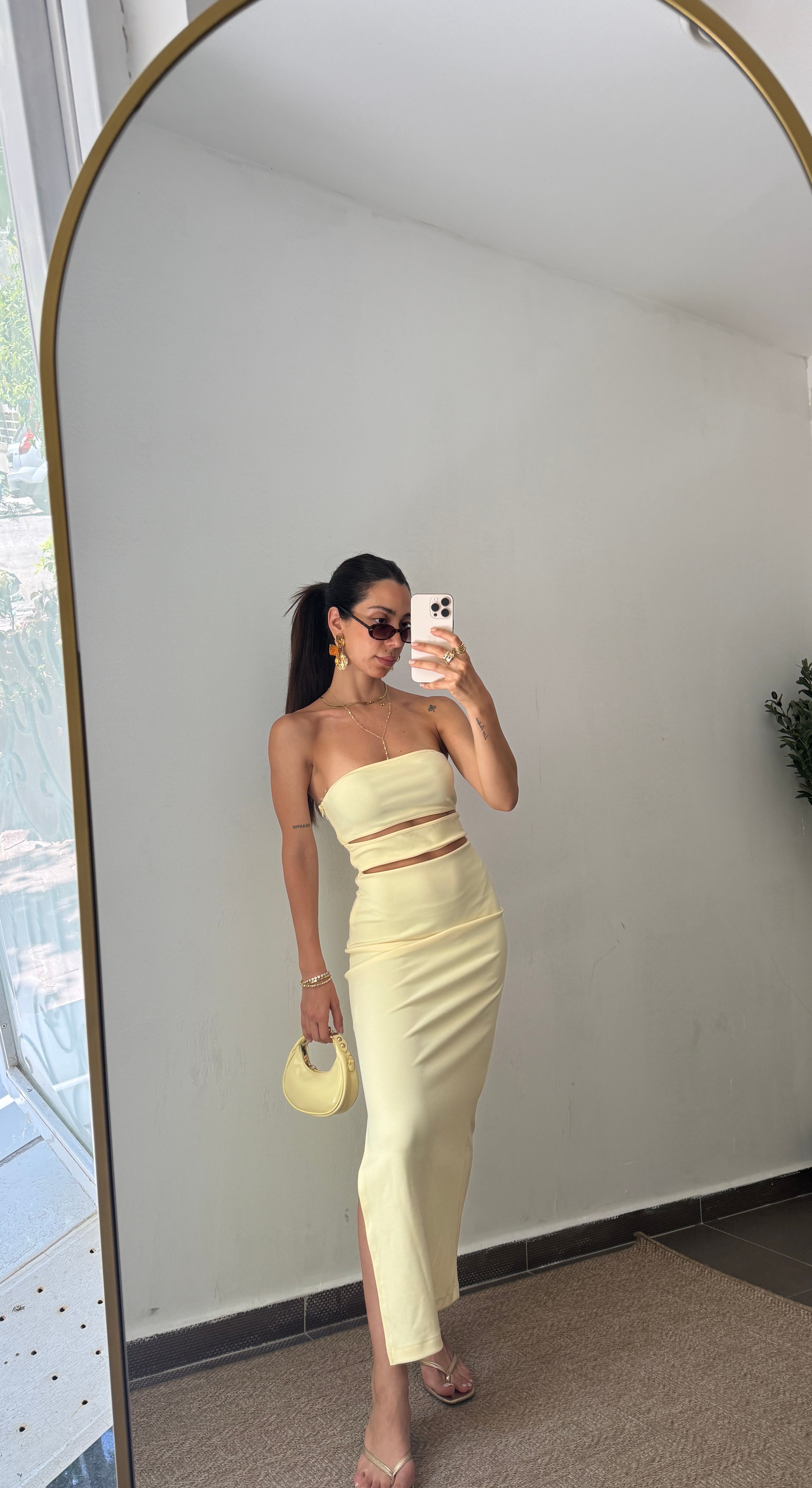 BUTTER YELLOW PARÇA DETAY ELBİSE