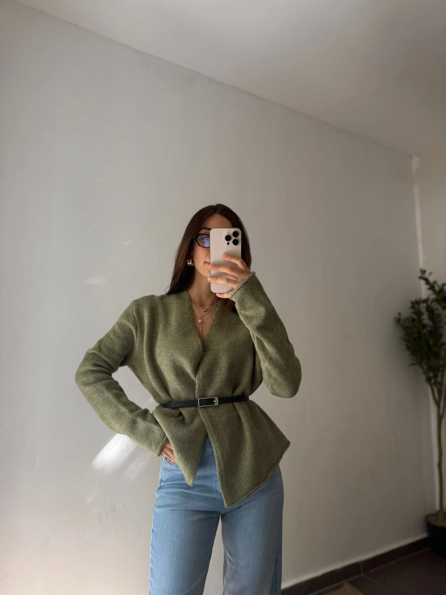 KEMERLİ KRUVAZE TRİKO HIRKA - Haki