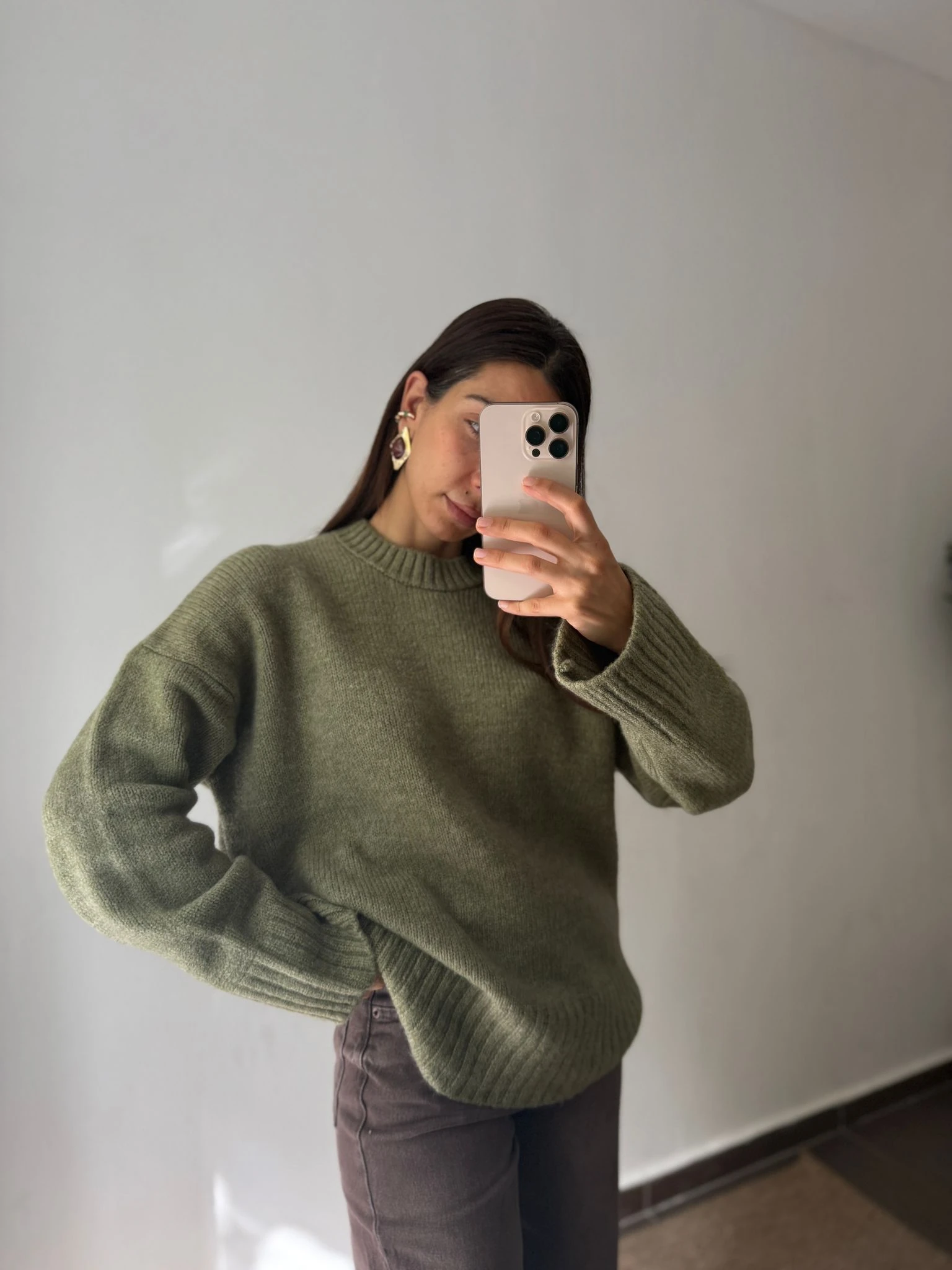 YUVARLAK YAKA YUMOŞ KAZAK  - Haki