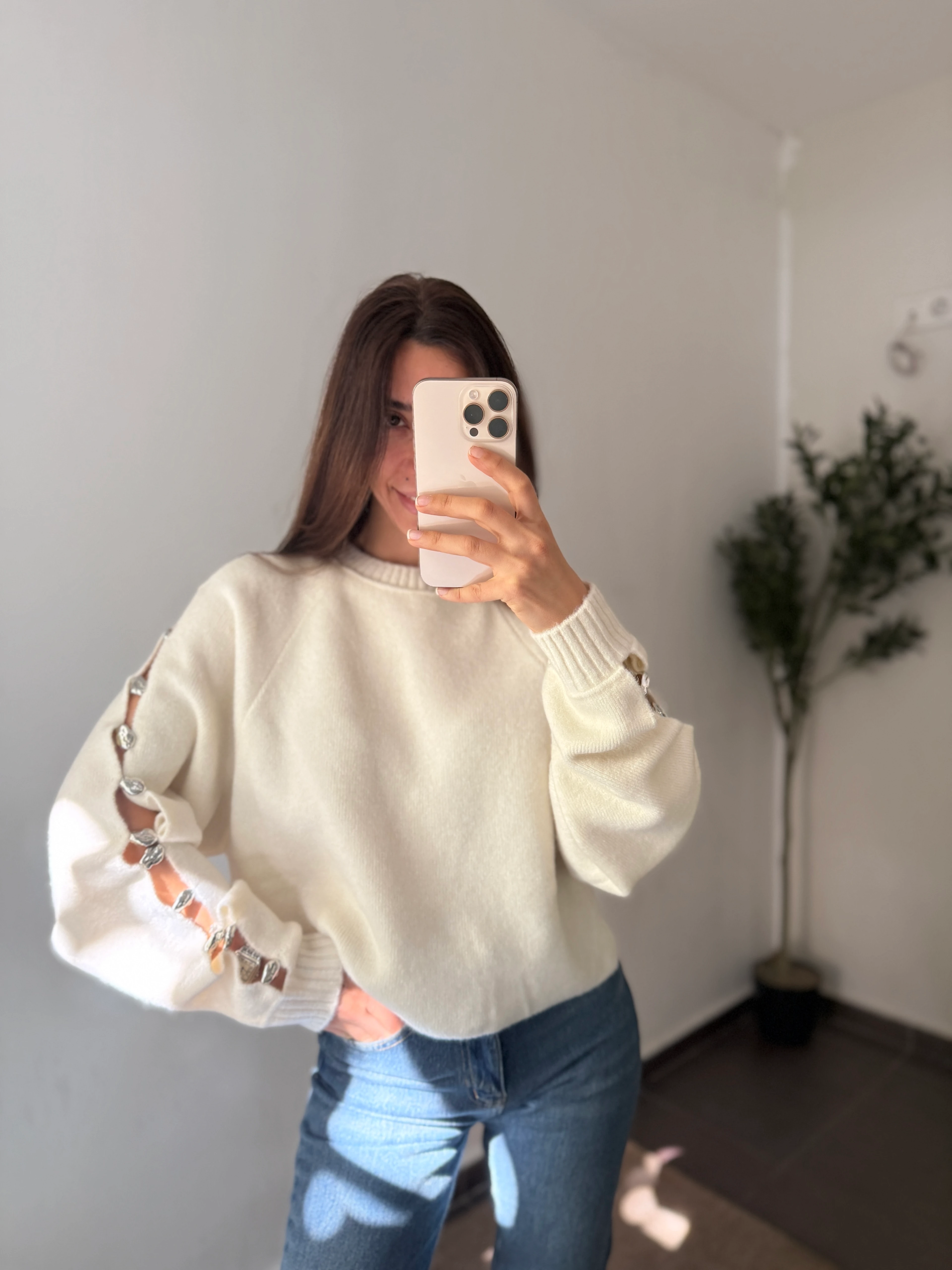 GÜMÜŞ AKSESUAR DETAY TRİKO KAZAK