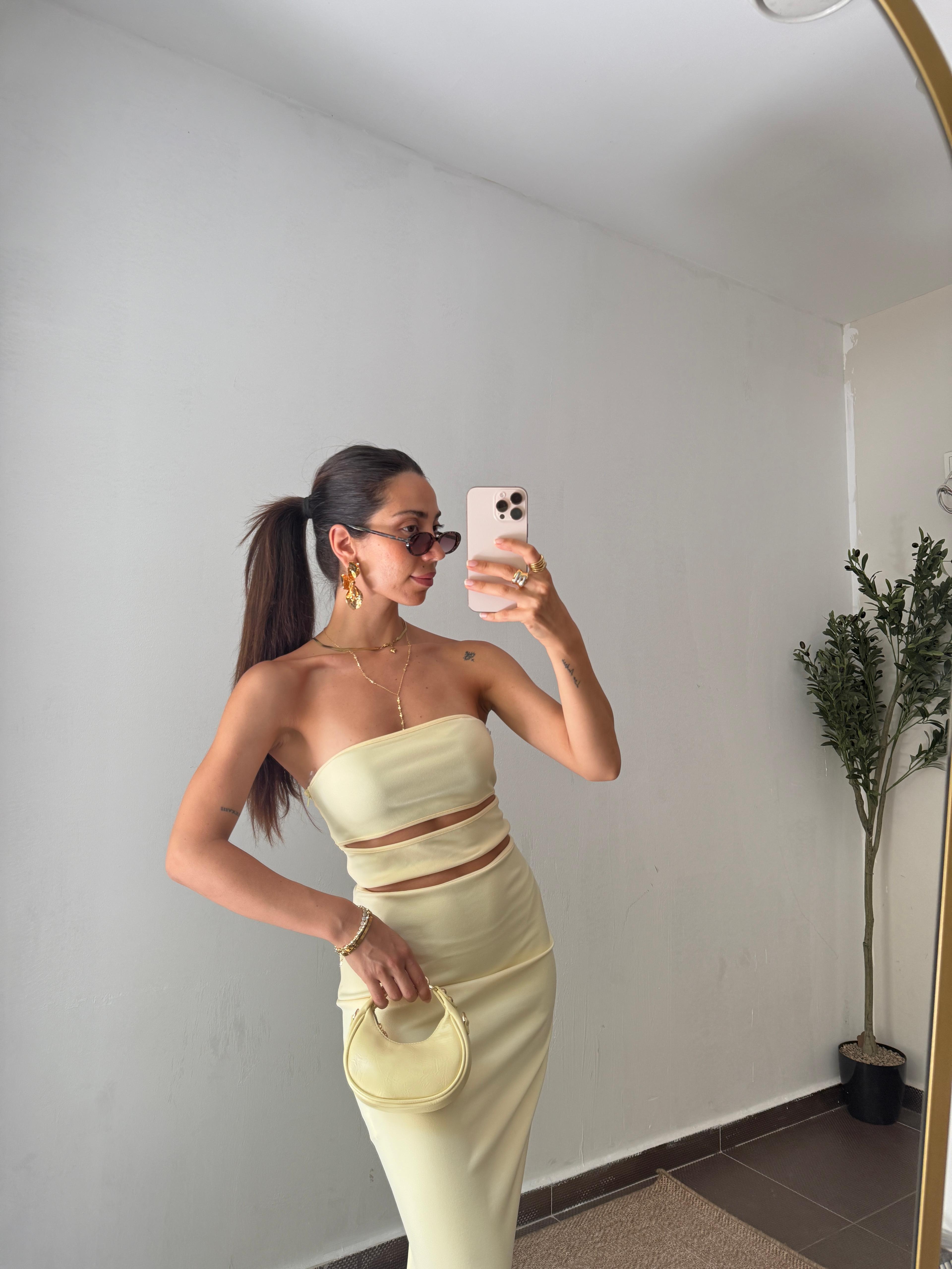 BUTTER YELLOW PARÇA DETAY ELBİSE