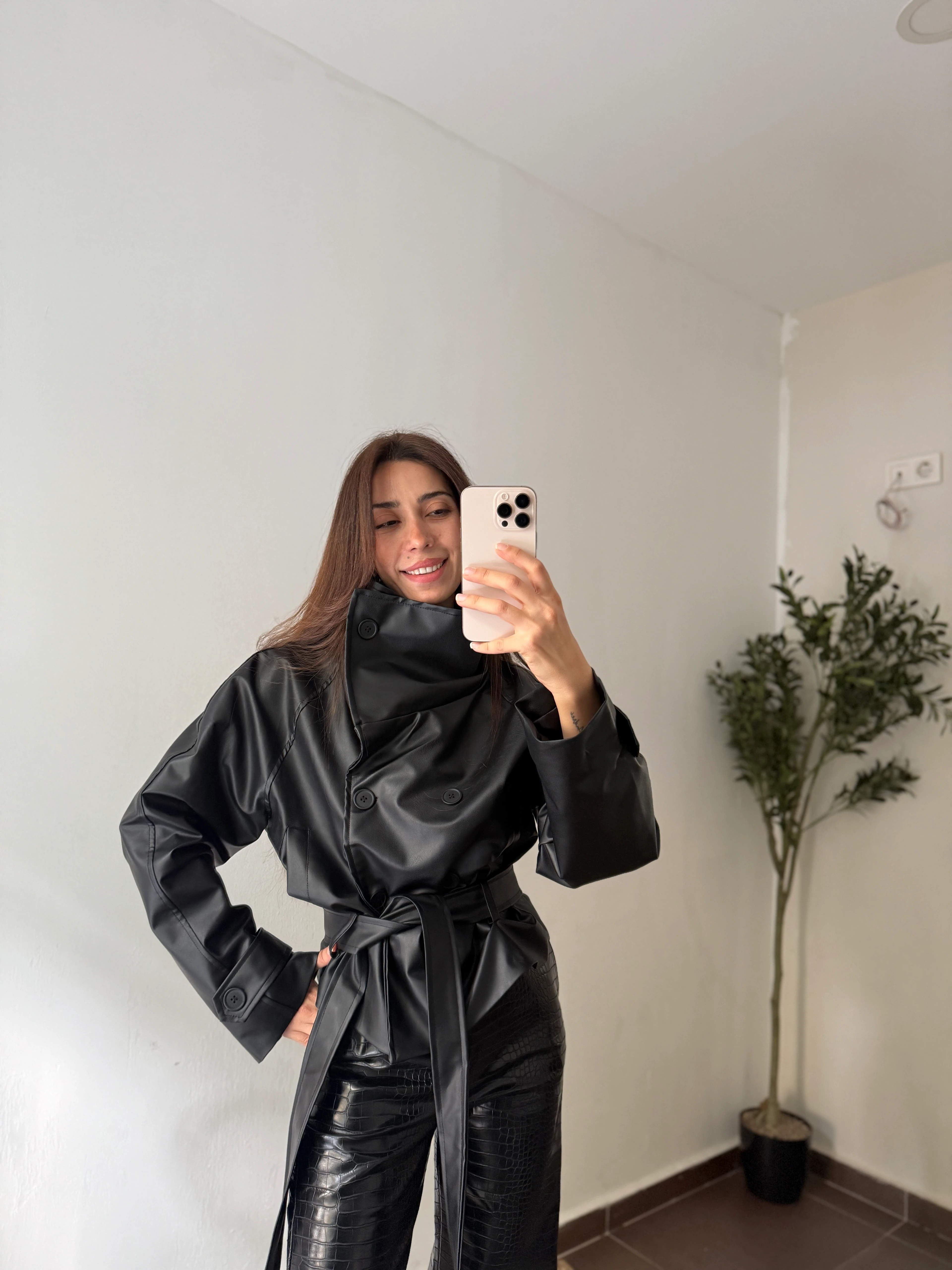 DİK YAKA DERİ KEMERLİ SYH