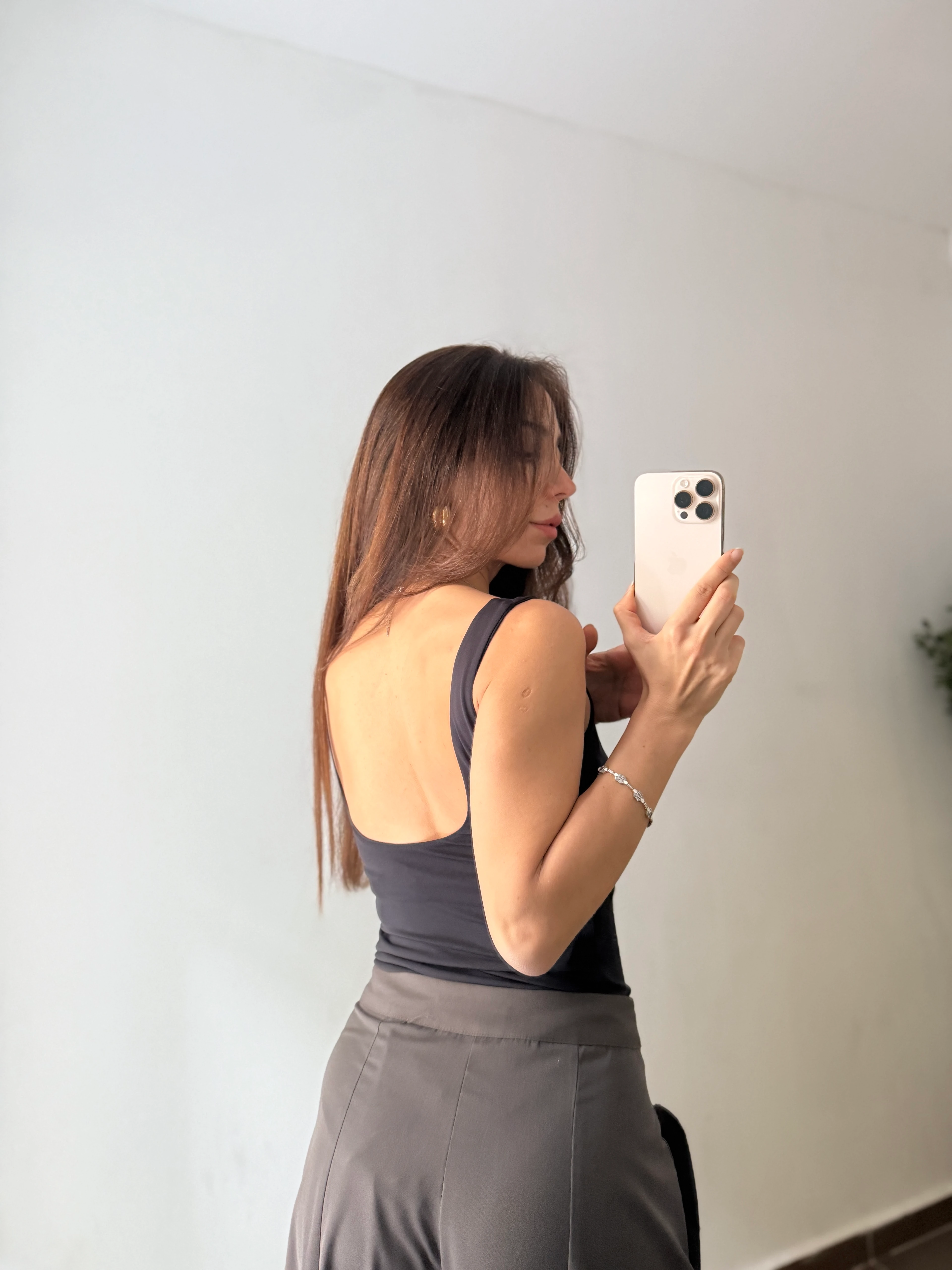 KALIN ASKI SIRT DETAY BODYSUİT - Siyah