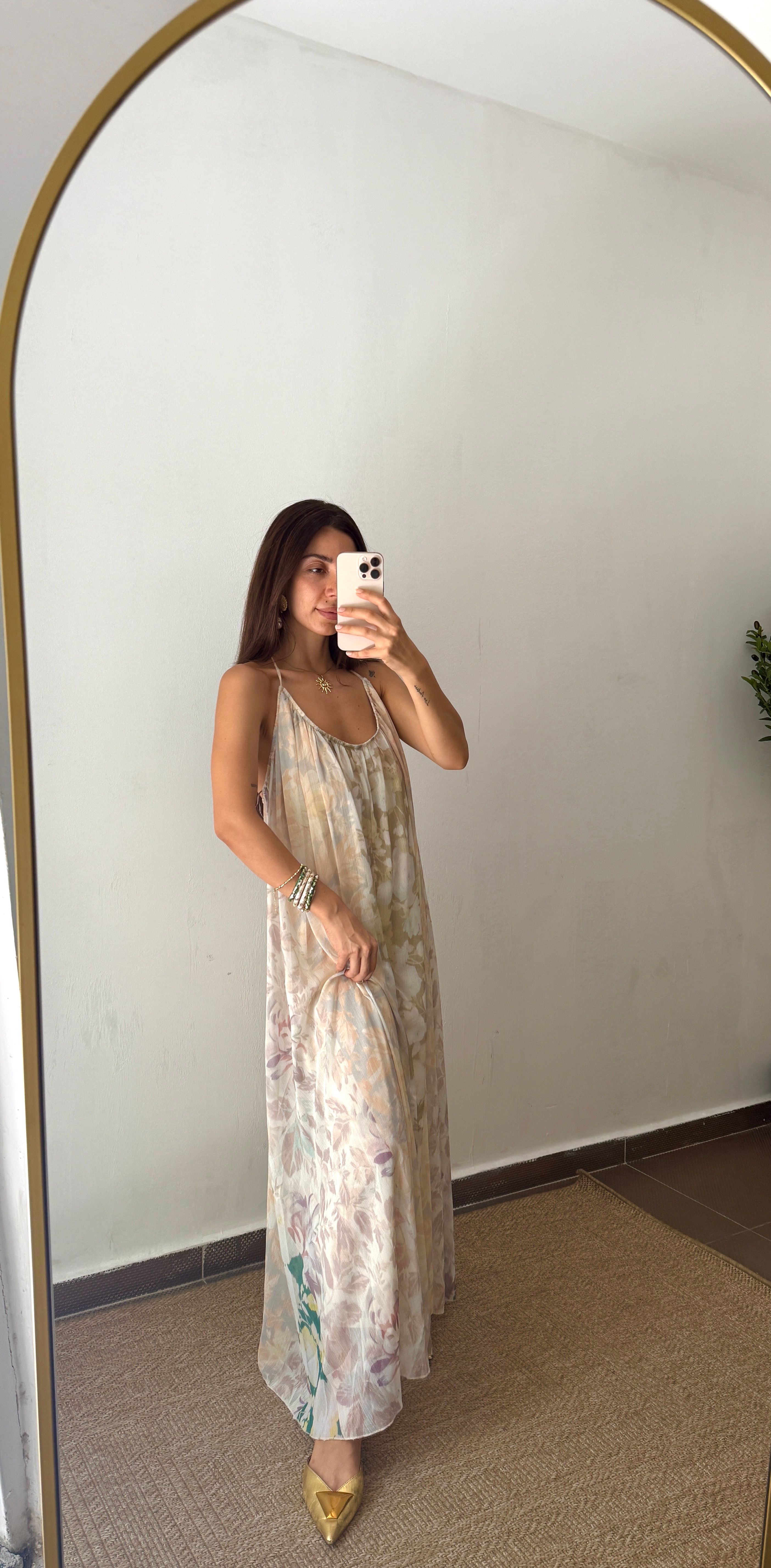 ŞİFON MAXİ PASTEL SIRT DETAY ELBİSE