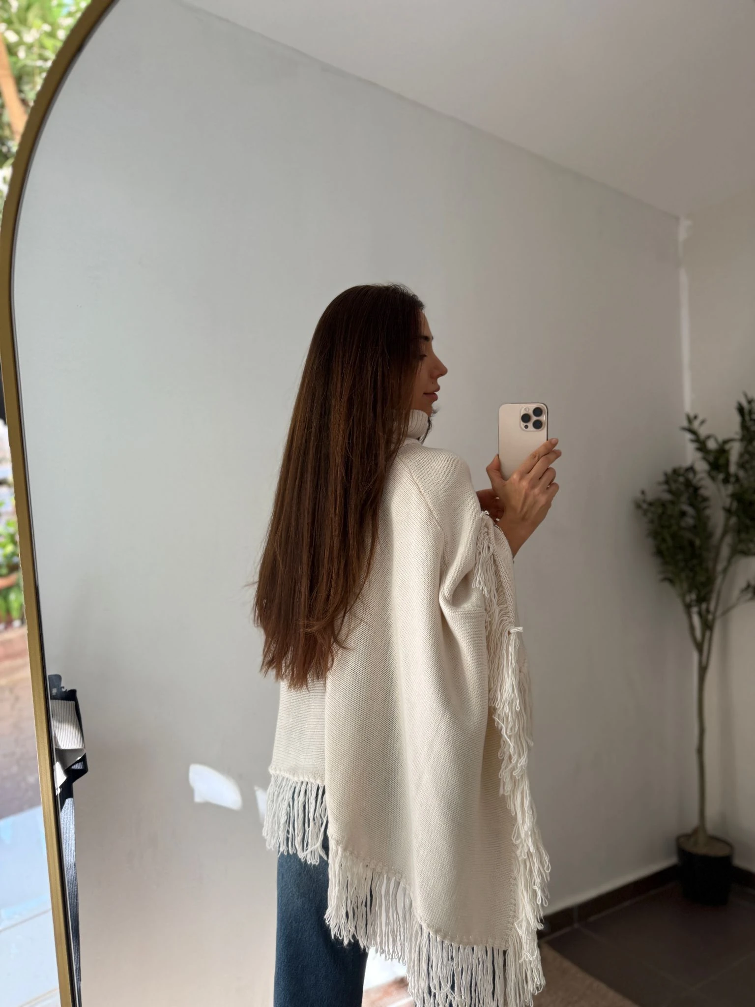 BOĞAZLI PÜSKÜLLÜ PANÇO - Taş