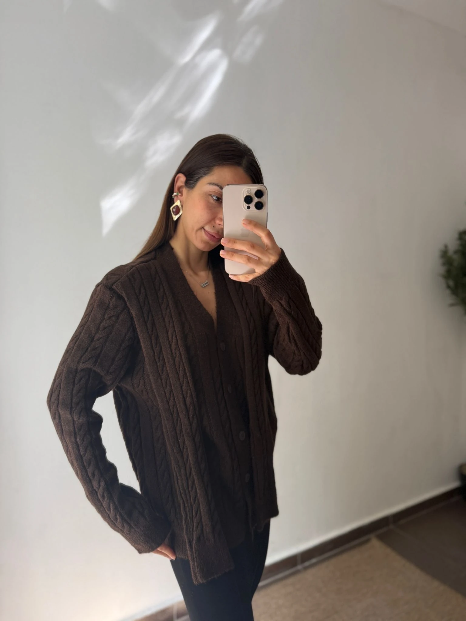 ŞAL DETAYLI TRİKO HIRKA - Kahve