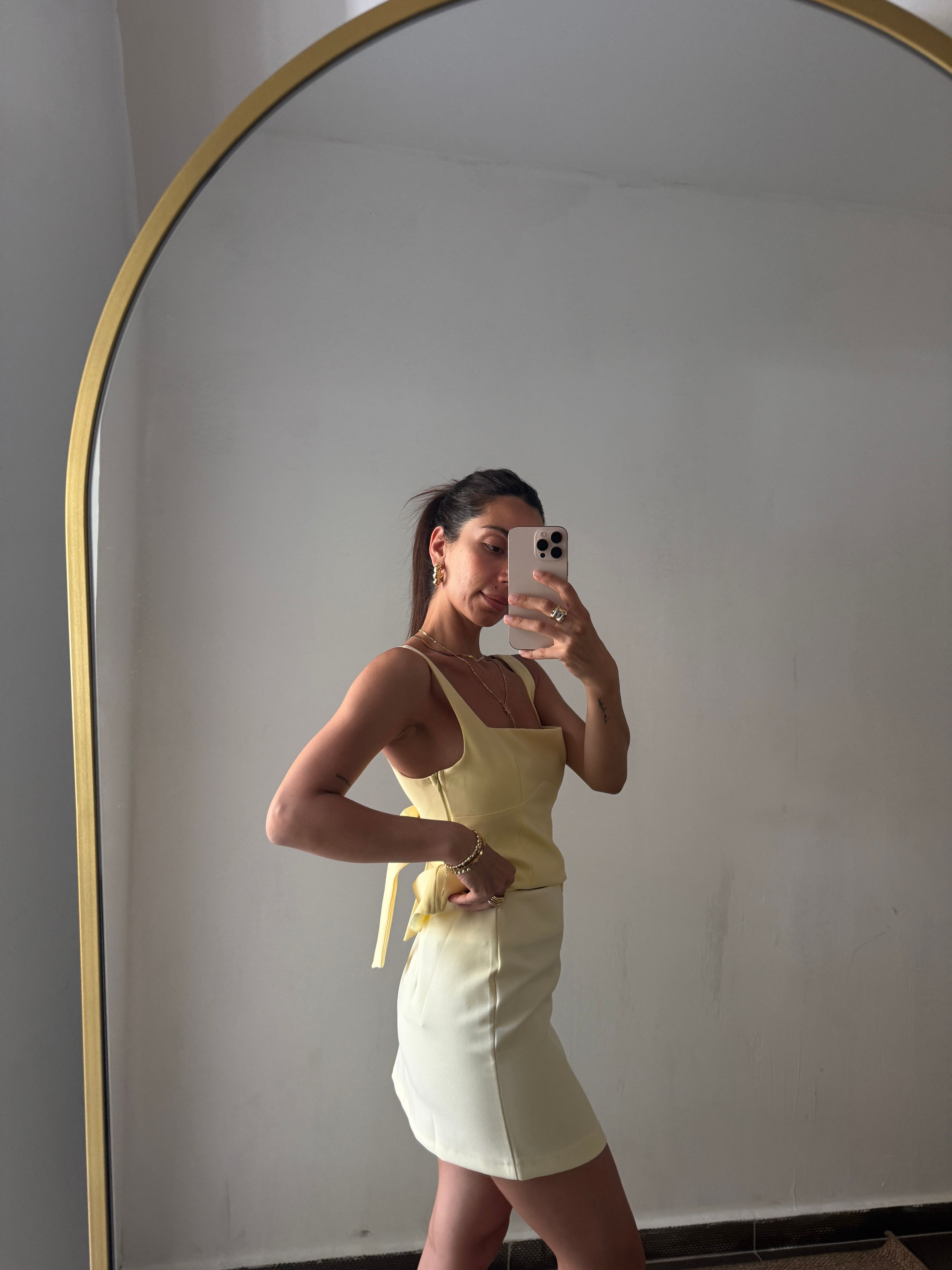 KURDELA DETAYLI BLUZ SARI