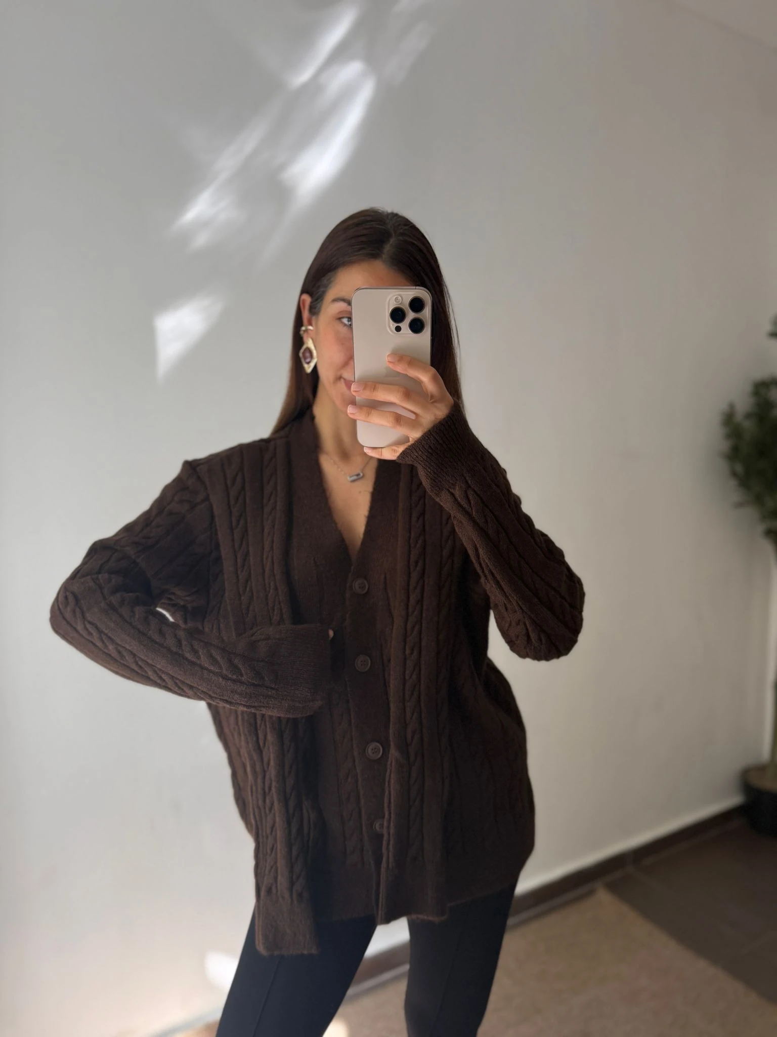 ŞAL DETAYLI TRİKO HIRKA - Kahve